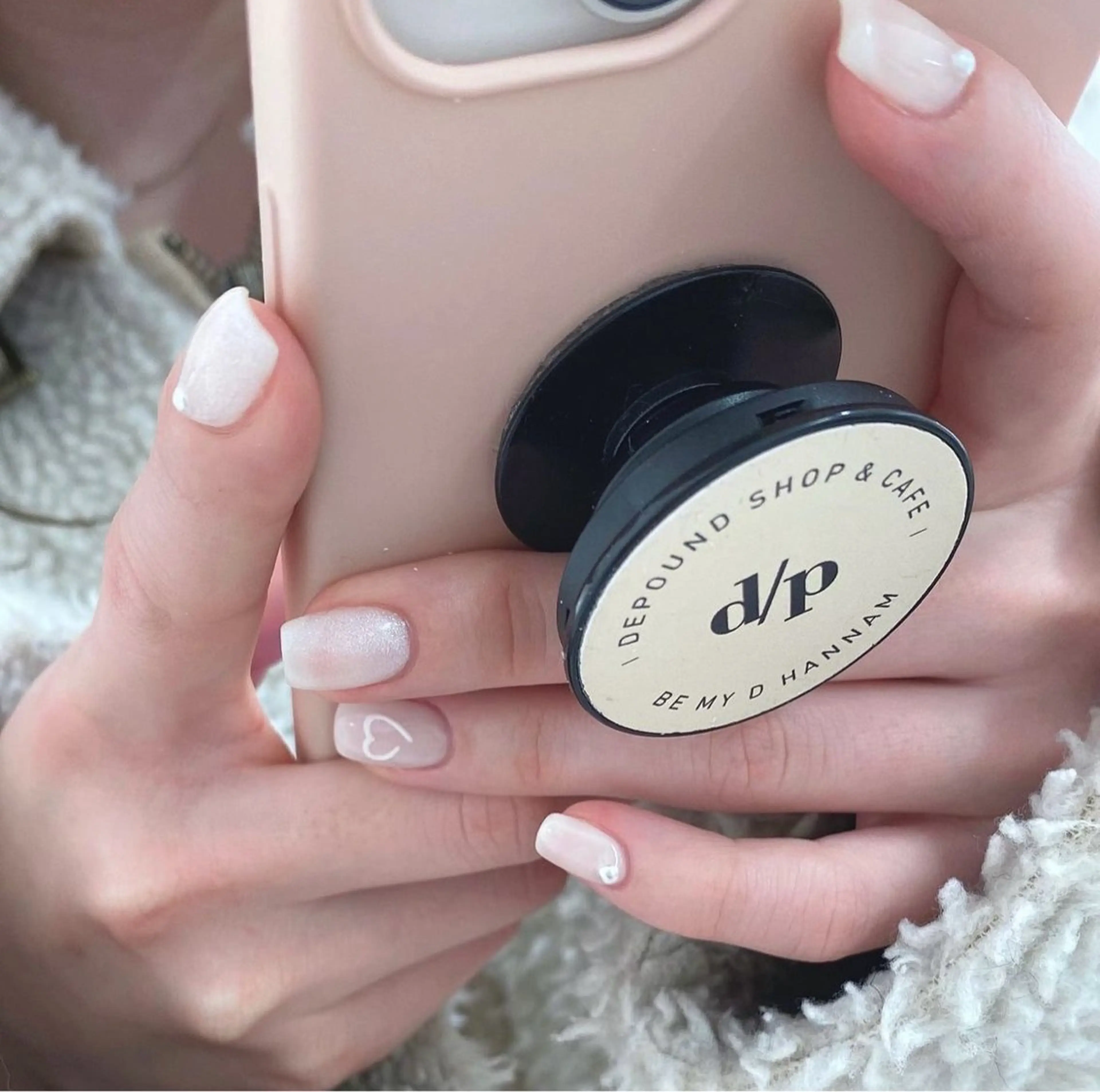 ネイル miyuu🤍 @__miyuu._のその他イメージ