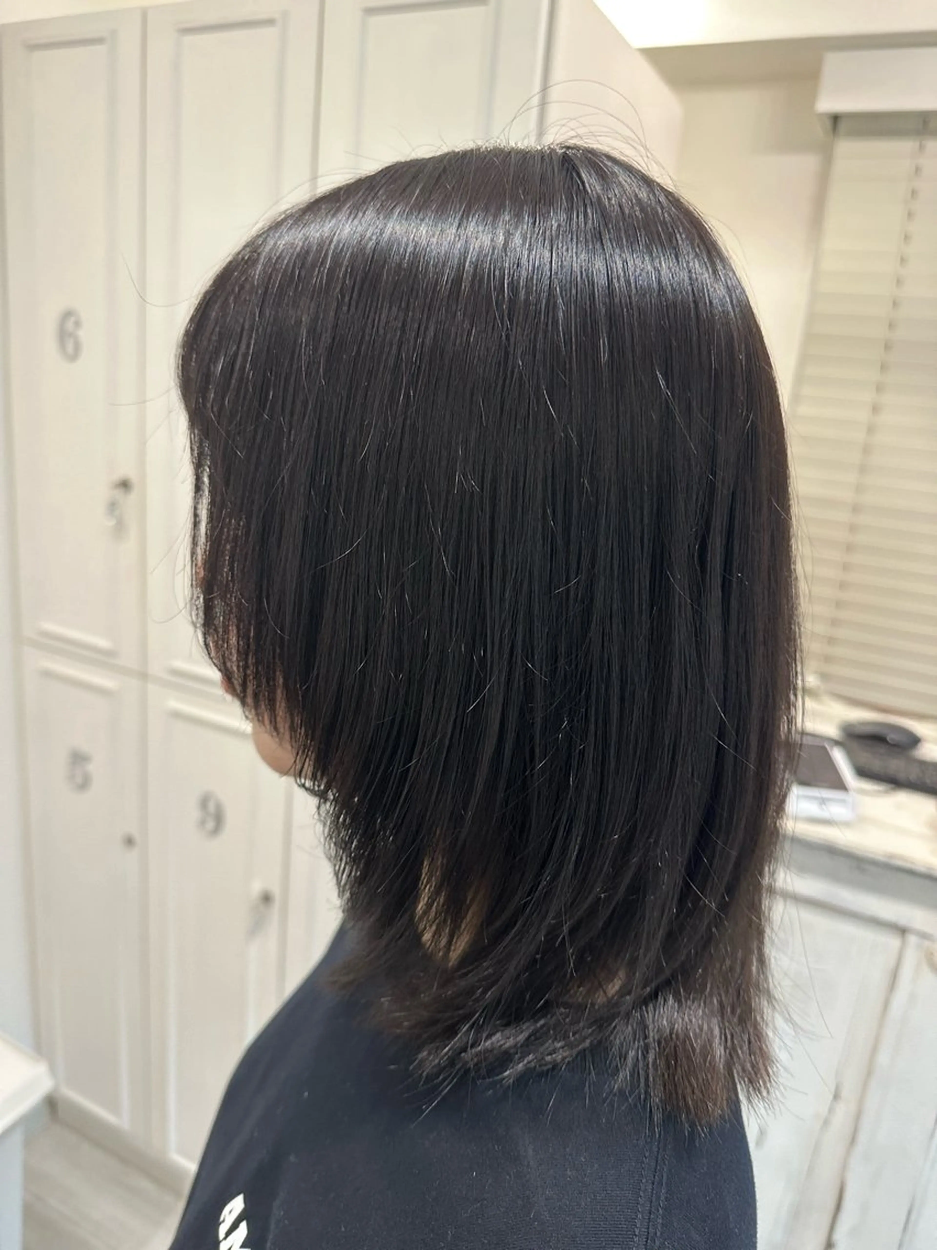 ミディアム 顔周りカット レイヤーカット ローレイヤー tiravento 南船場店所属・nana 韓国スタイル🇰🇷のヘアスタイル