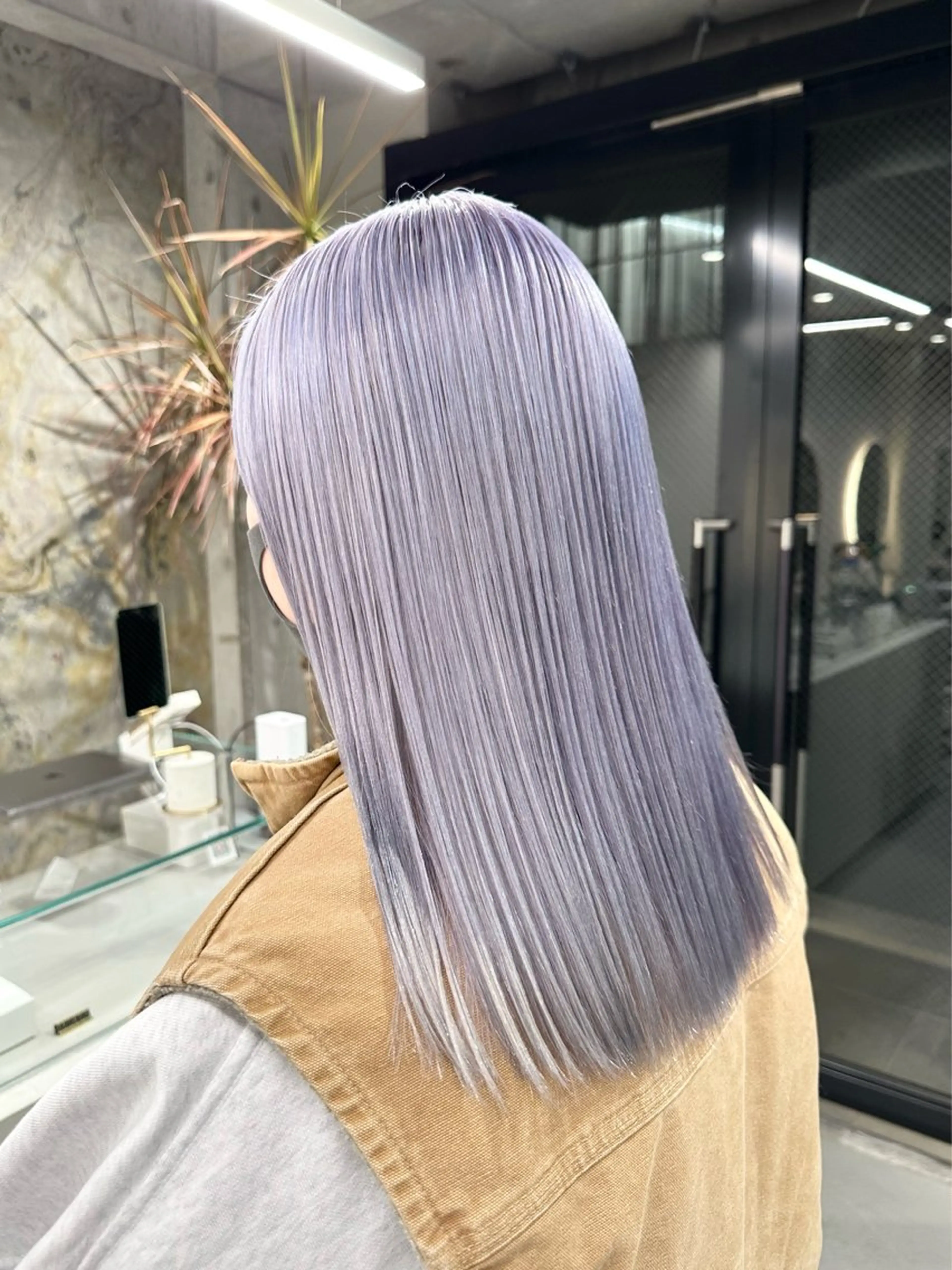 セミロング カラー ヘアアレンジ ヘアカラー SOL.JINGUMAE所属・原宿・デザインカラー YUI🤍ྀིのヘアスタイル