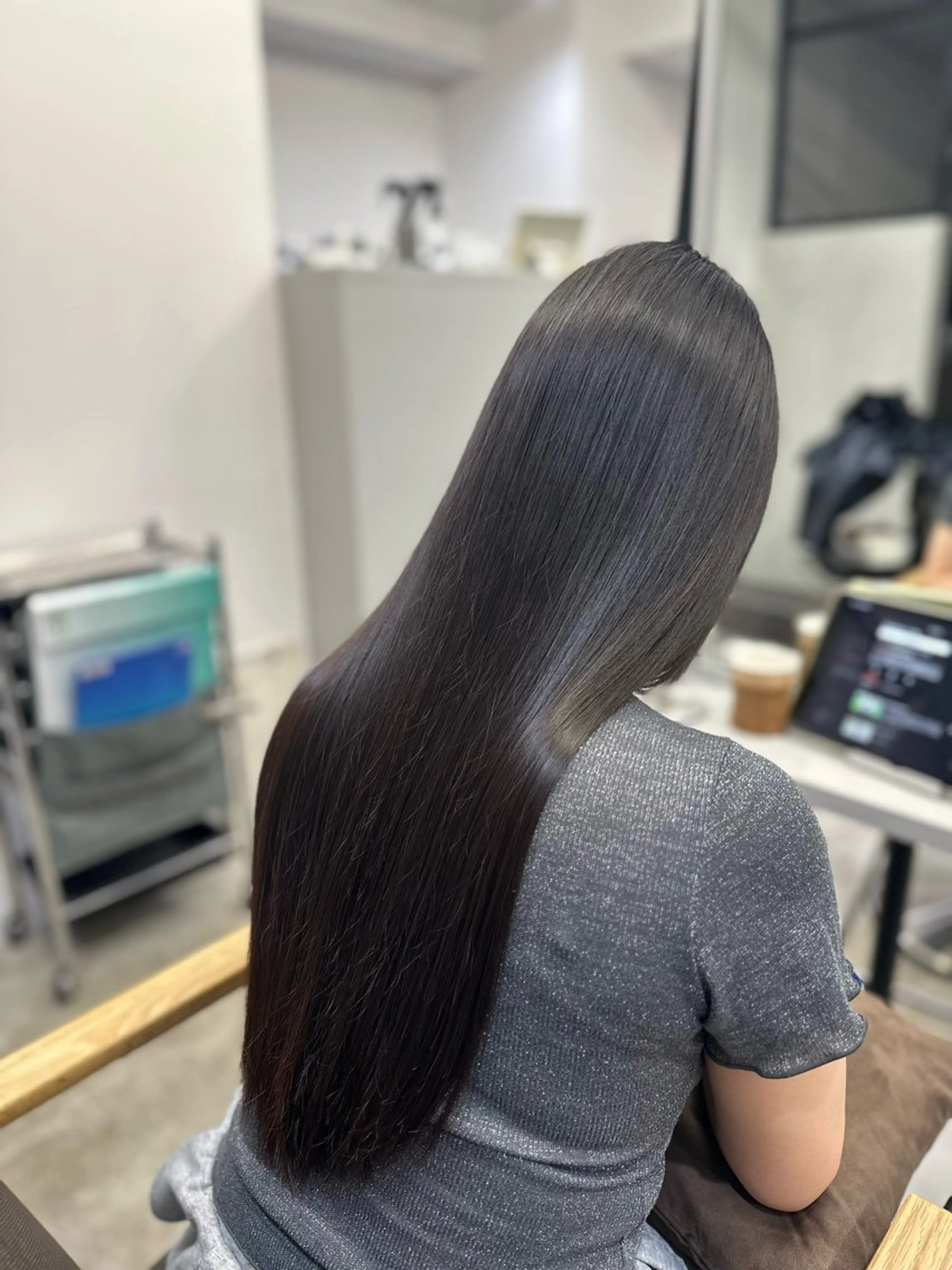 ロング パーマ 縮毛矯正 ハイトーンカラー が絶対可愛い✨泰聖✨のヘアスタイル