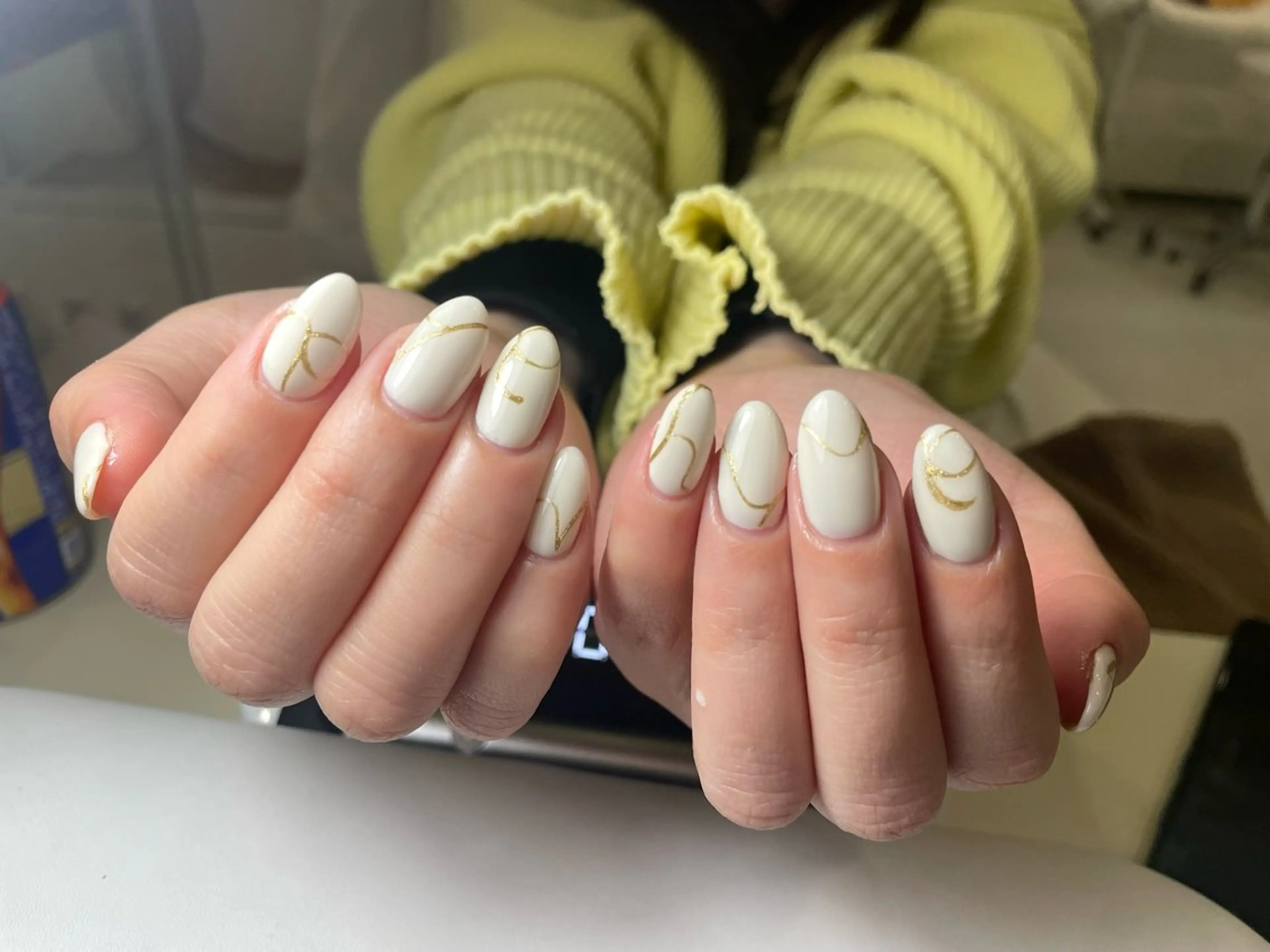 ネイル ゴールド オフィスネイル シンプルネイル ハンドネイル ゆ きのネイルデザイン