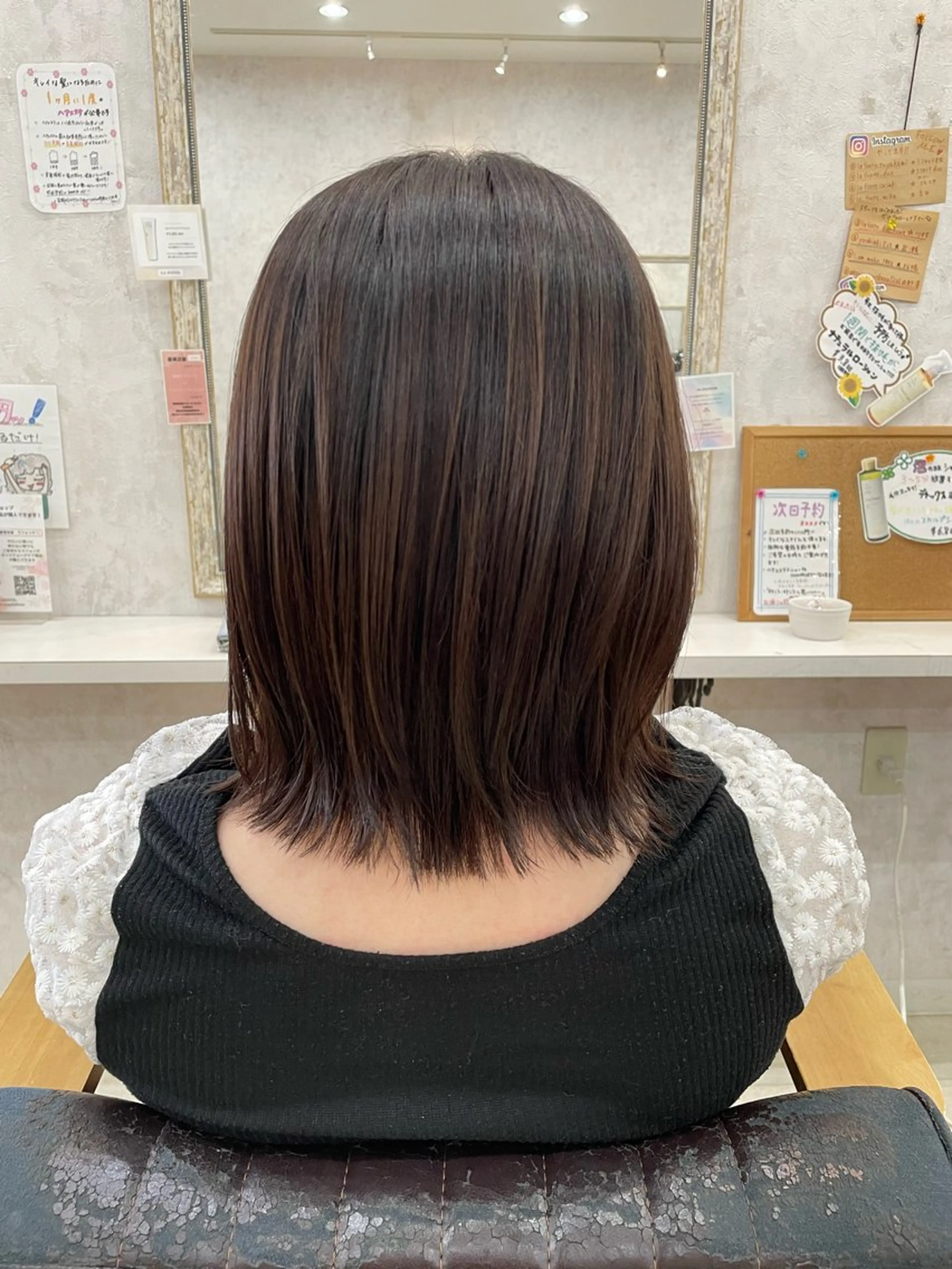 ミディアム カット 縮毛矯正 柴 芙未菜のヘアスタイル