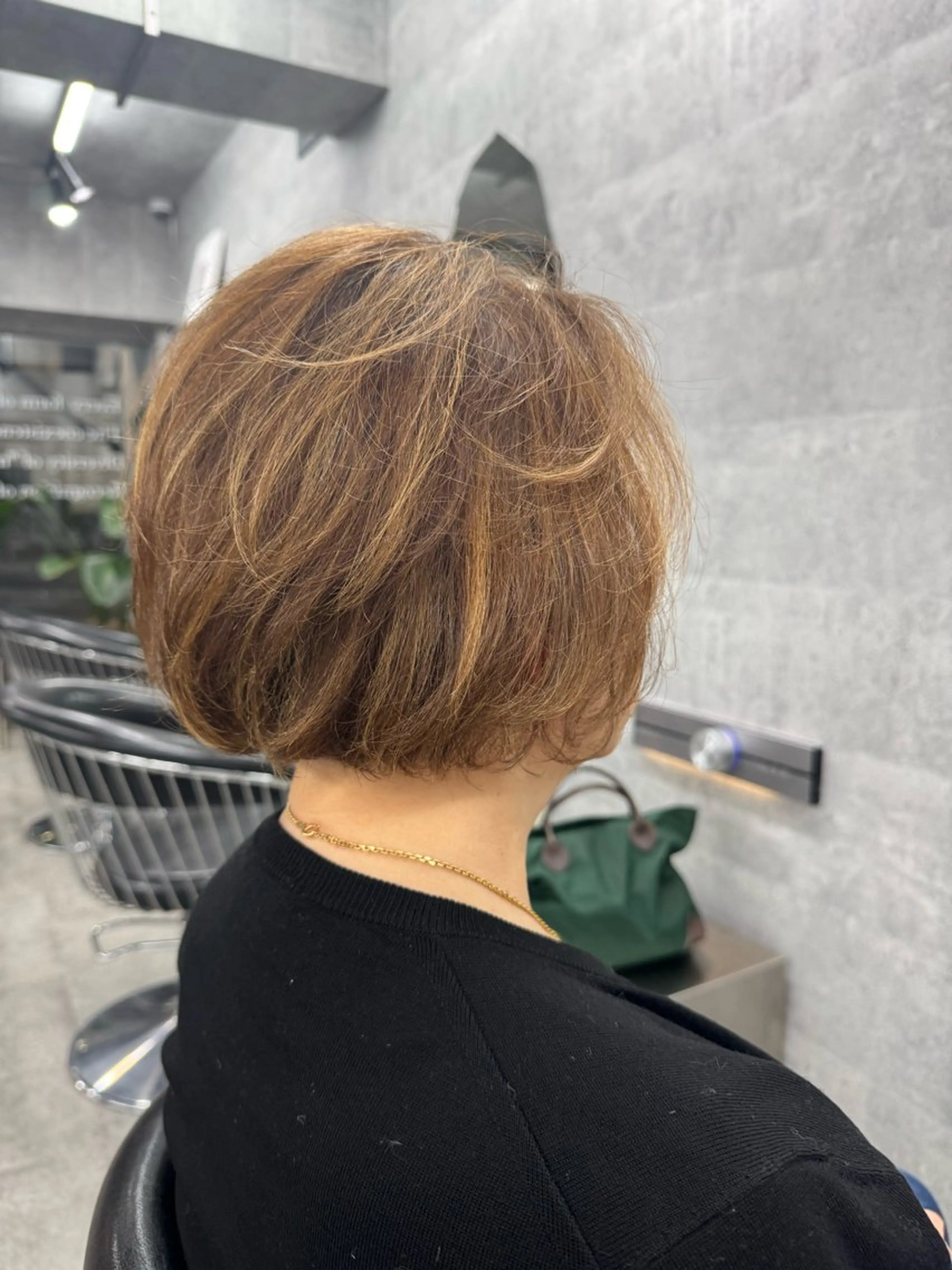 ショート カラー パーマ カット パーマ あなたのお悩み改善" You"💚❤️💛のヘアスタイル