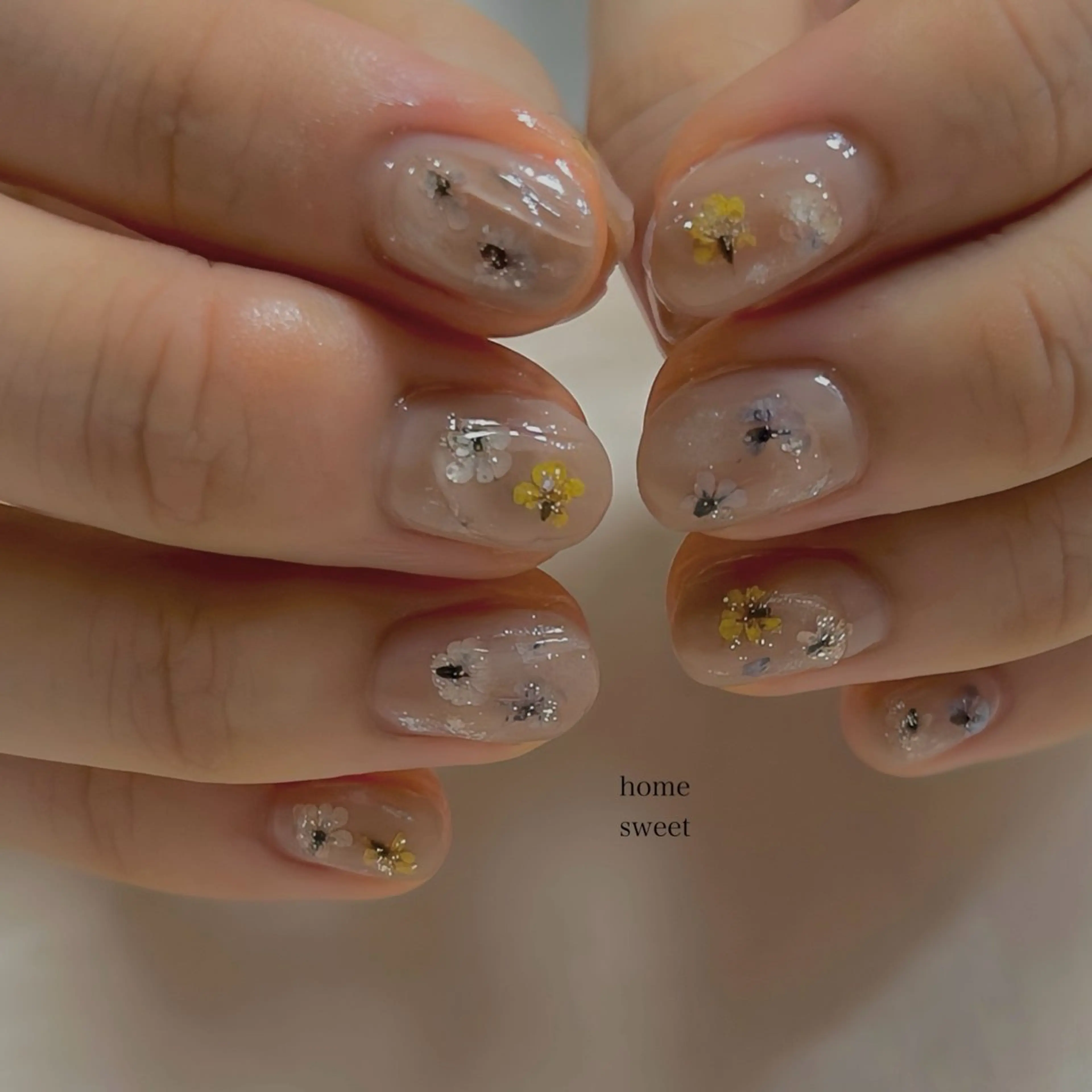 ミディアム ハンドネイル ショートネイル. Home sweetのネイルデザイン