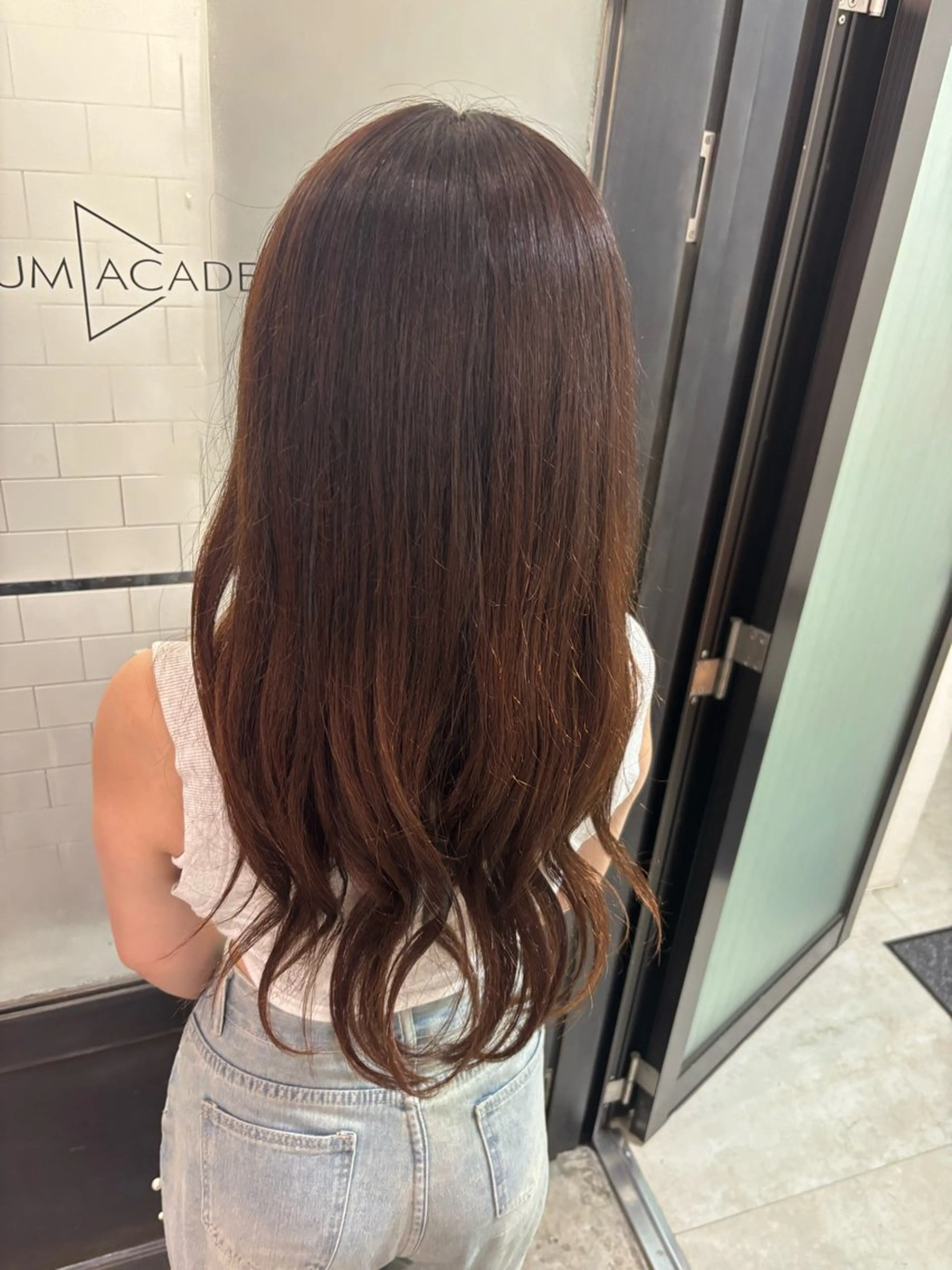 ロング 成田 楓のヘアスタイル