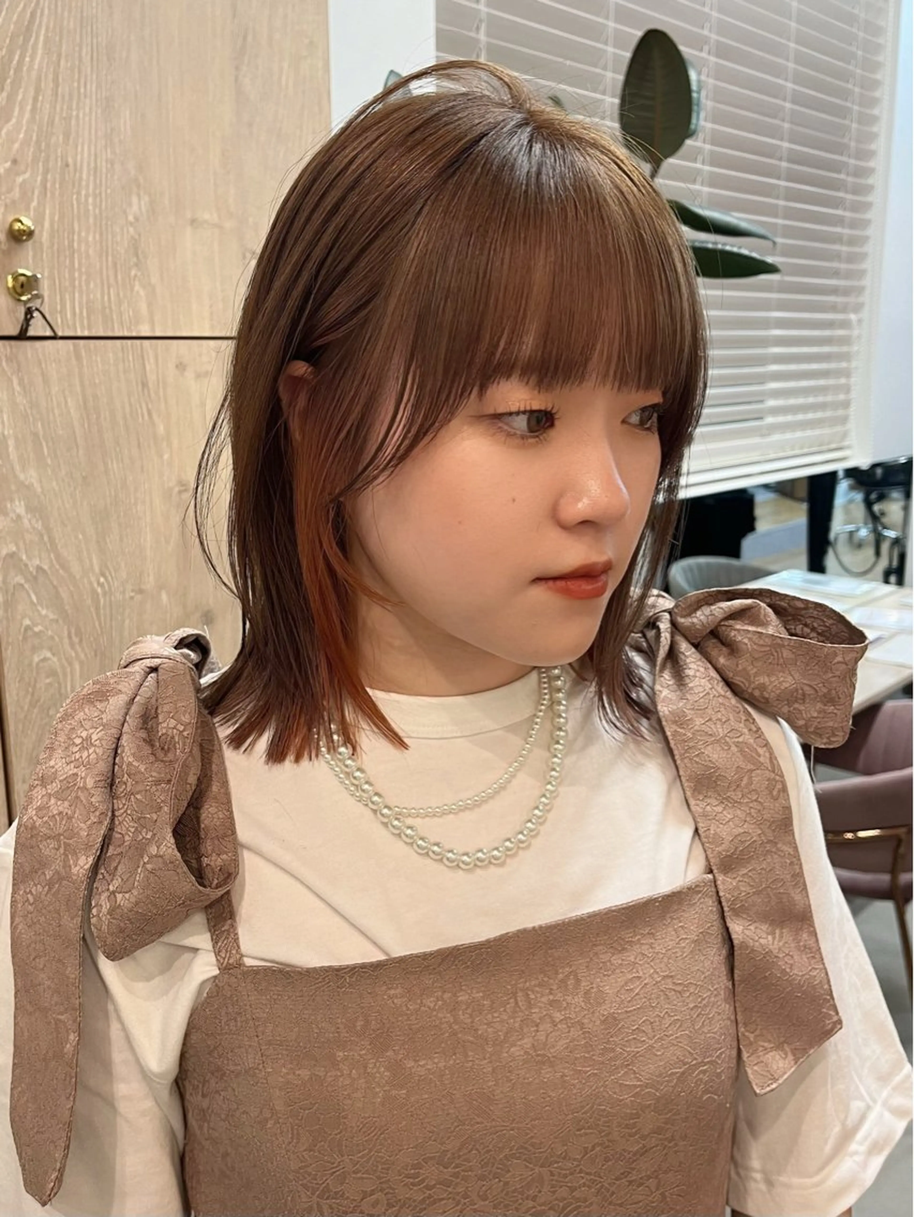 ミディアム カット ヘアカラー トリートメント marino/ カラー/顔周りカットのヘアスタイル