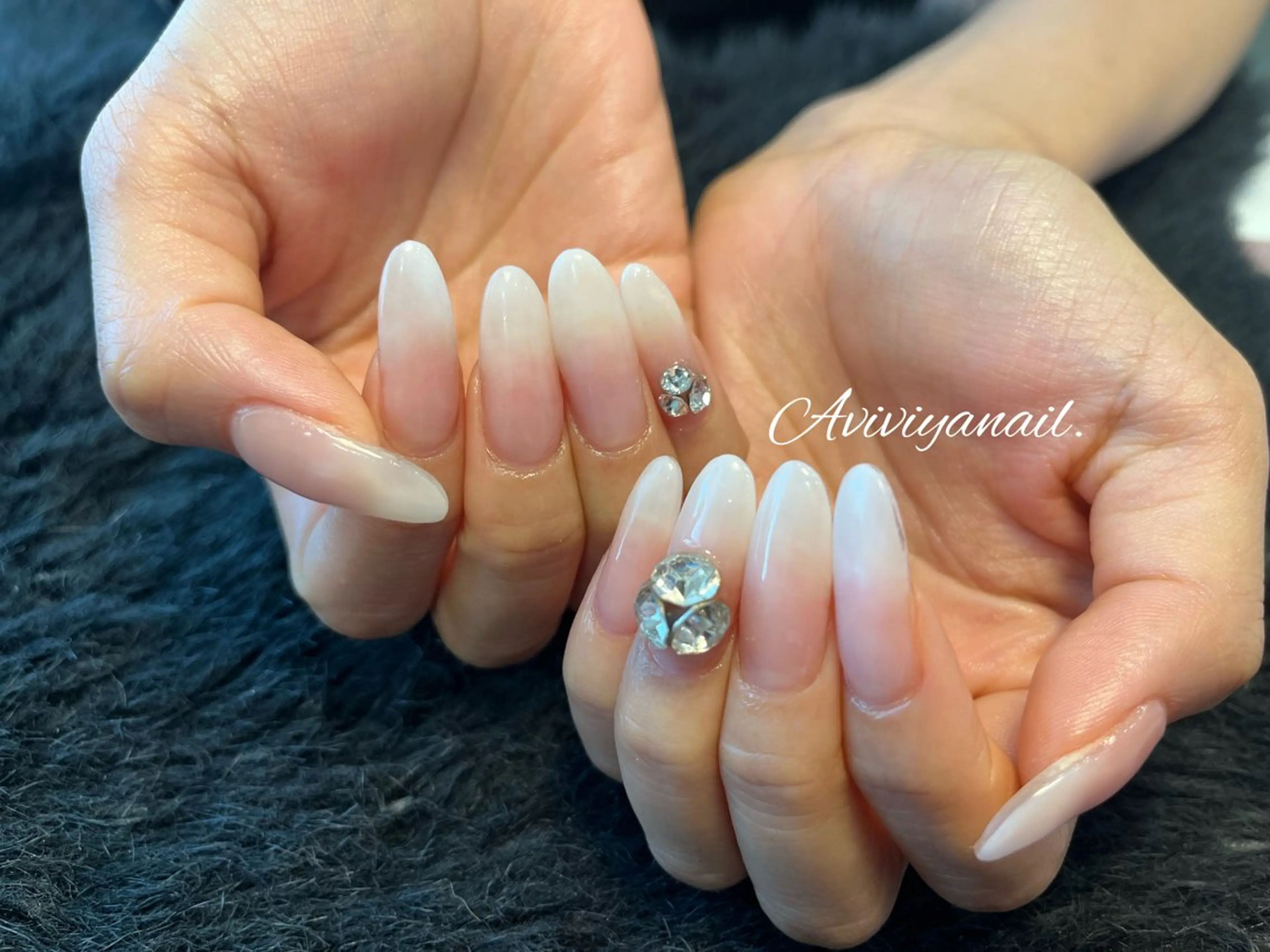 ネイル AviviyaNail所属・kubo ayaのネイルデザイン