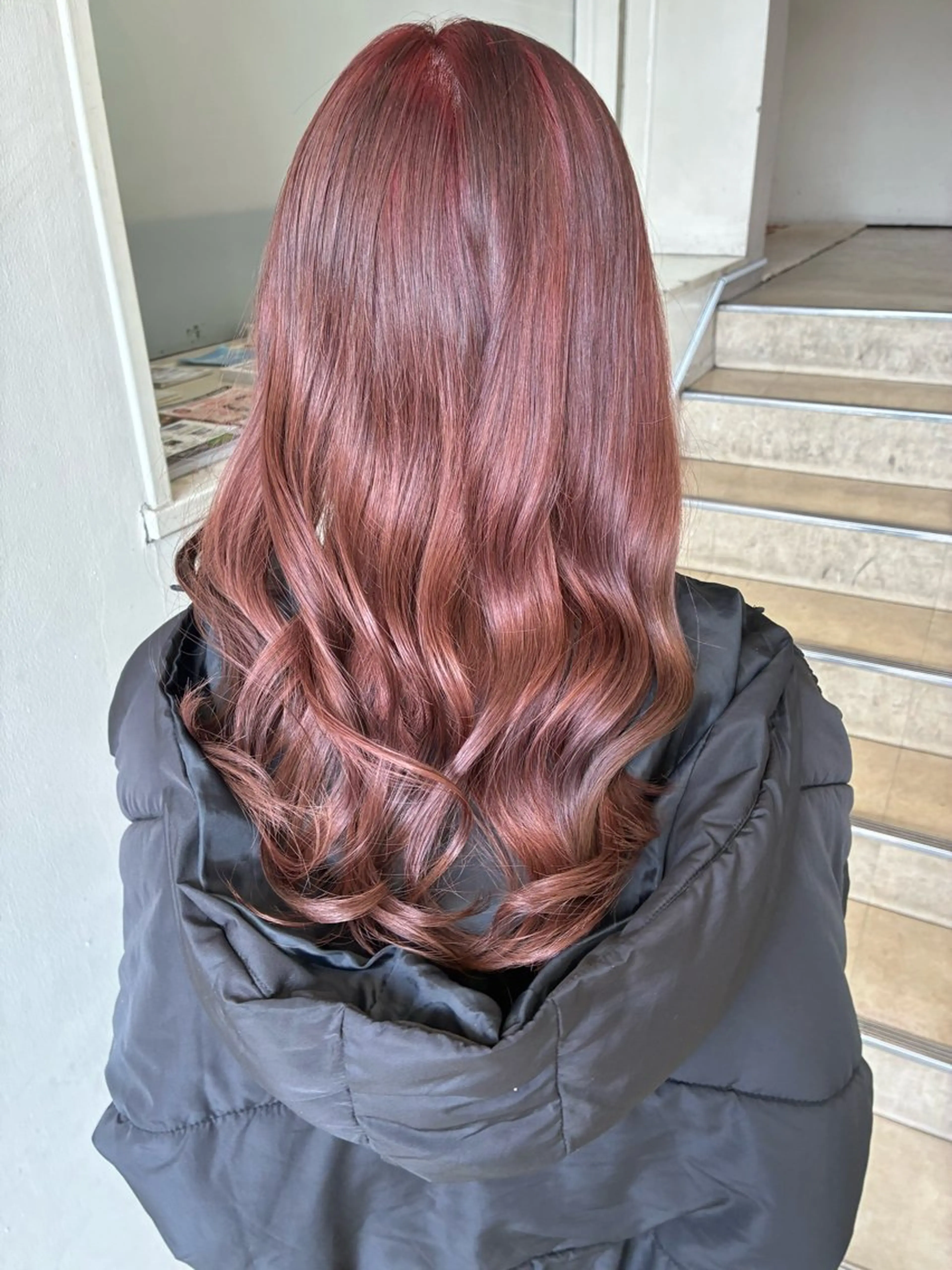 カラー ブラウンカラー ダブルカラー ピンクカラー 中村 碧のヘアスタイル