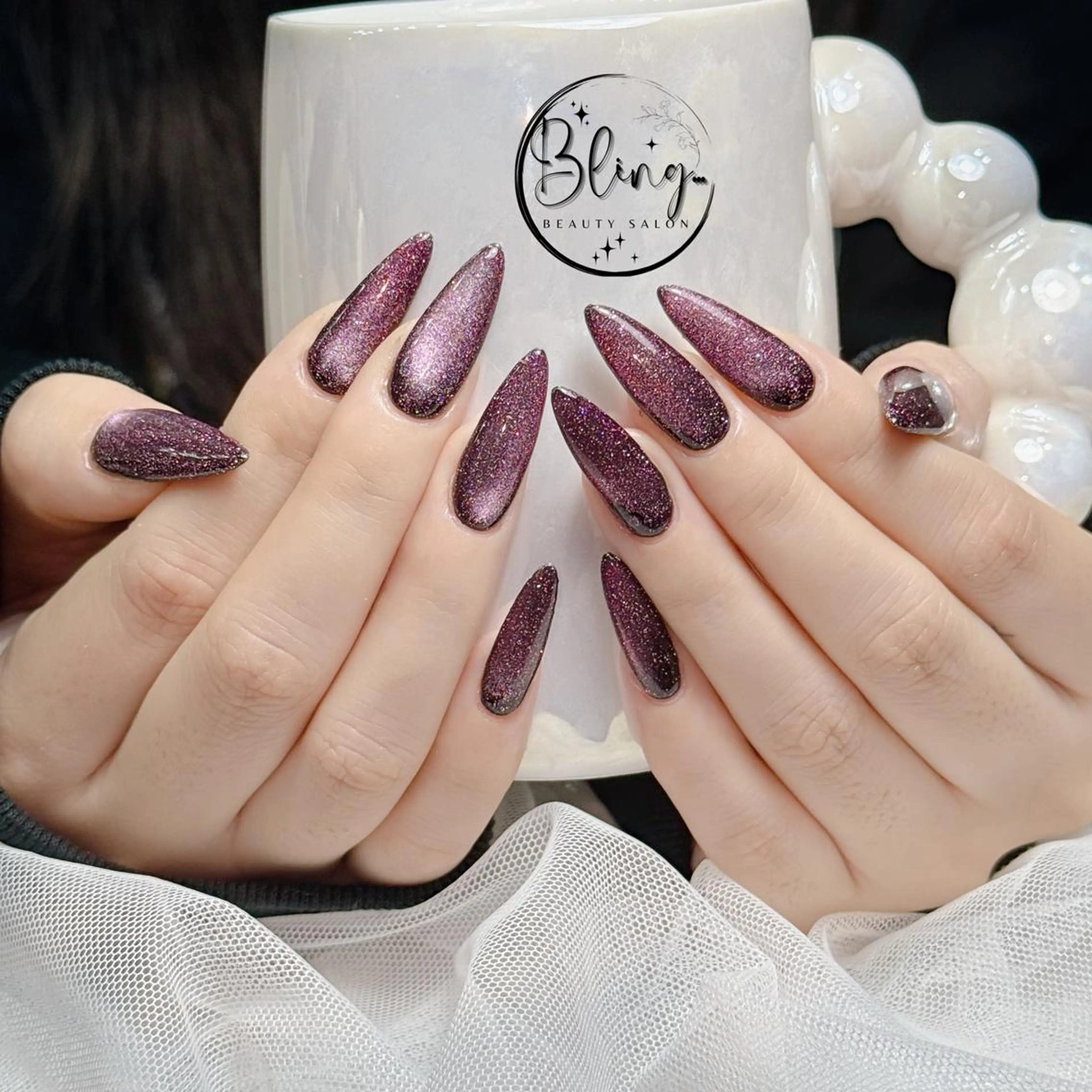 ロング カラー ベージュカラー グラデーションカラー ピンクカラー 韓国風ヘア ハンドネイル 波 なみのネイルデザイン