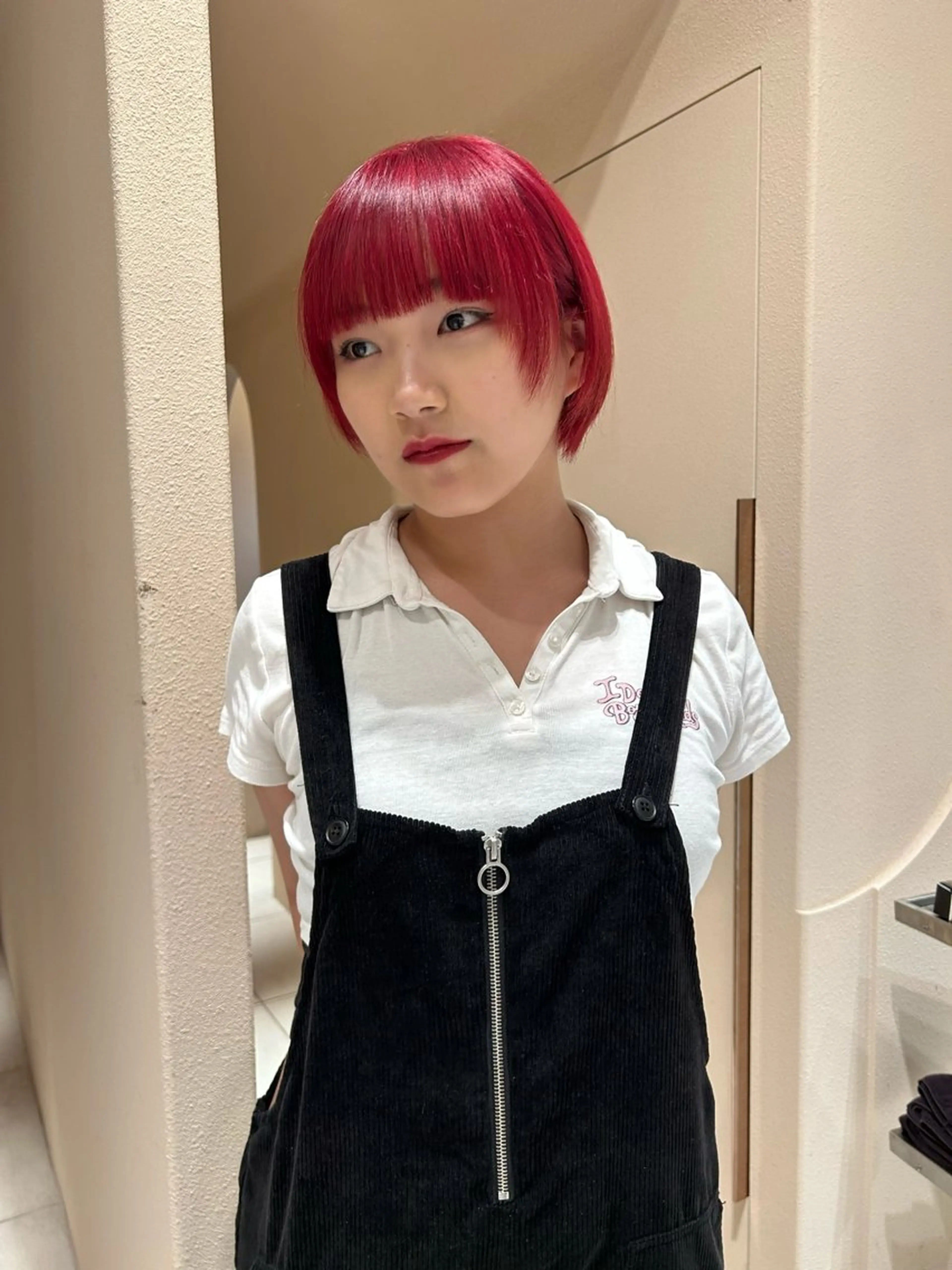 ショート MIKA/ボブ/ レイヤー/メンズのヘアスタイル