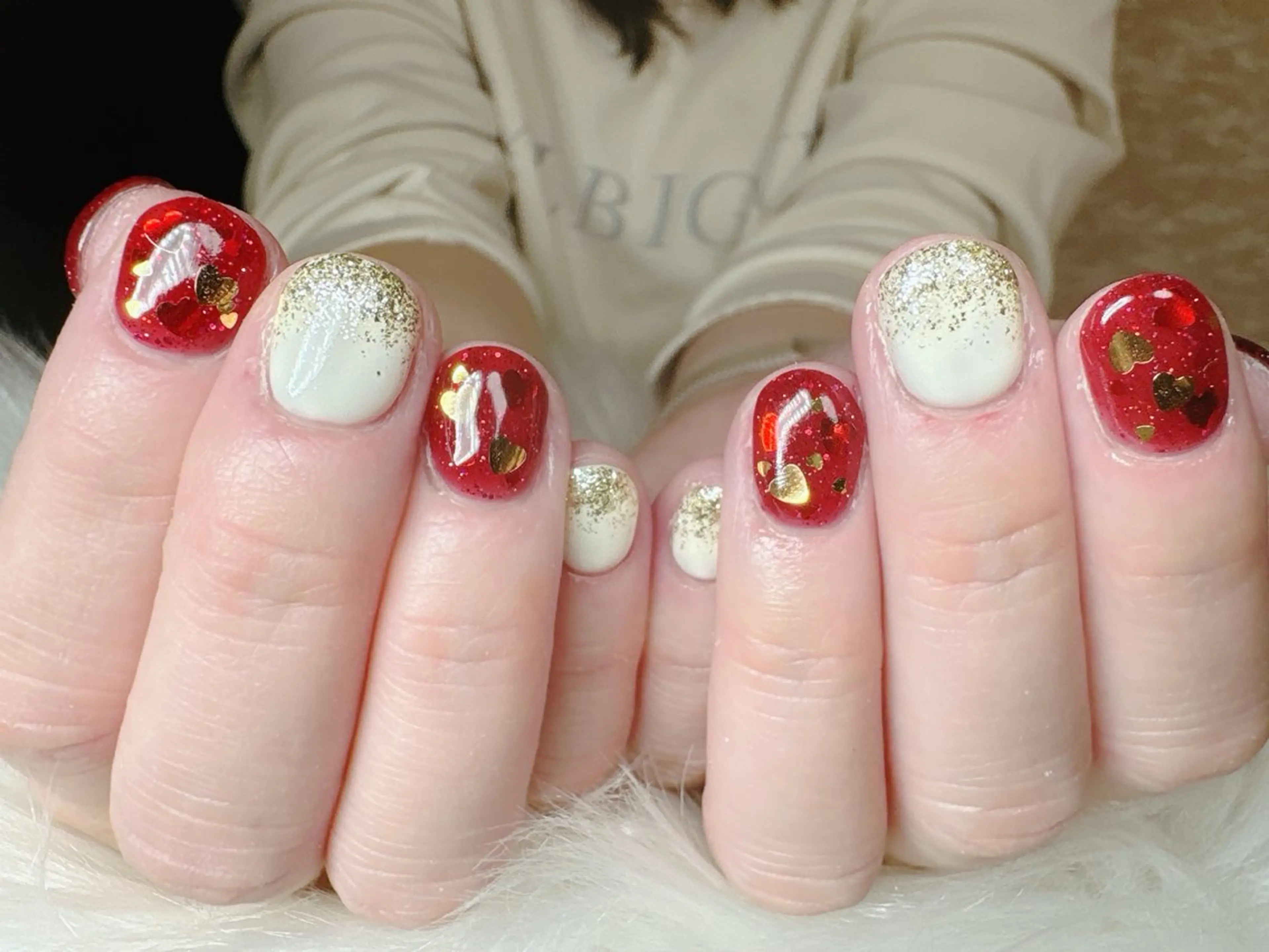 ネイル ECLAT エクラ所属・寺山 千鶴のネイルデザイン