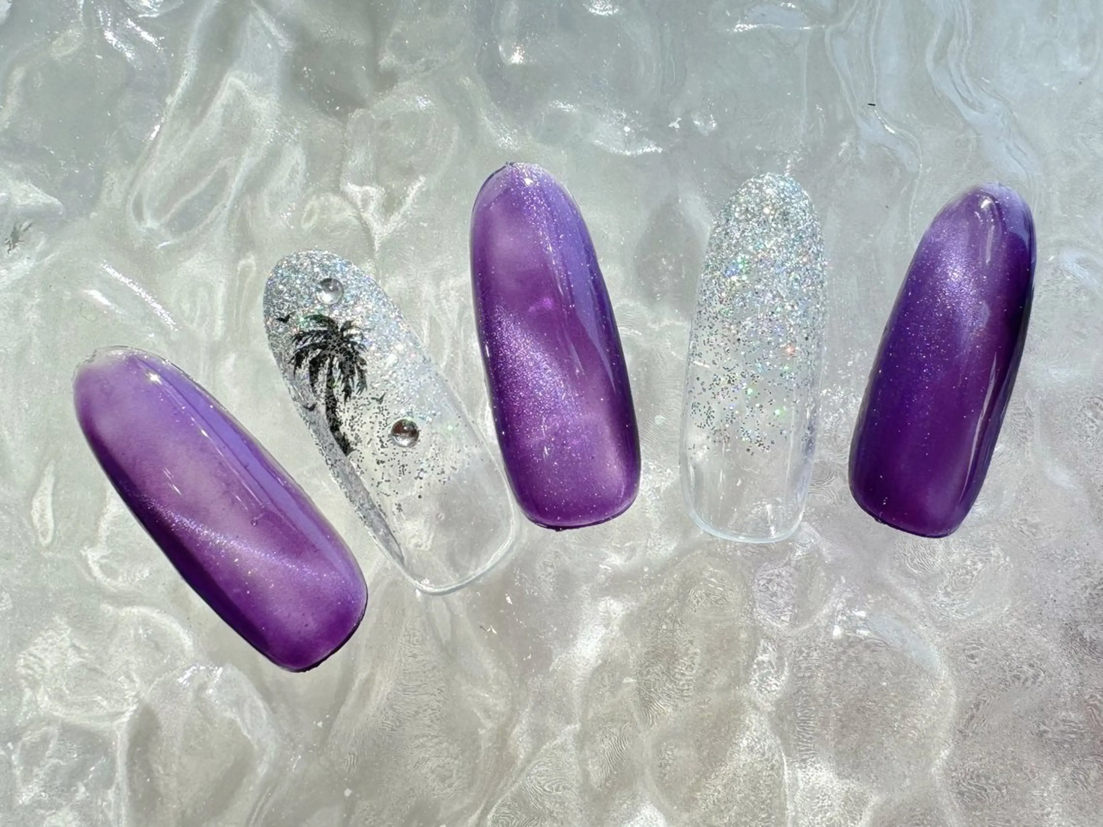 ネイル ハンドネイル マジックミラー所属・マジック ミラーのネイルデザイン