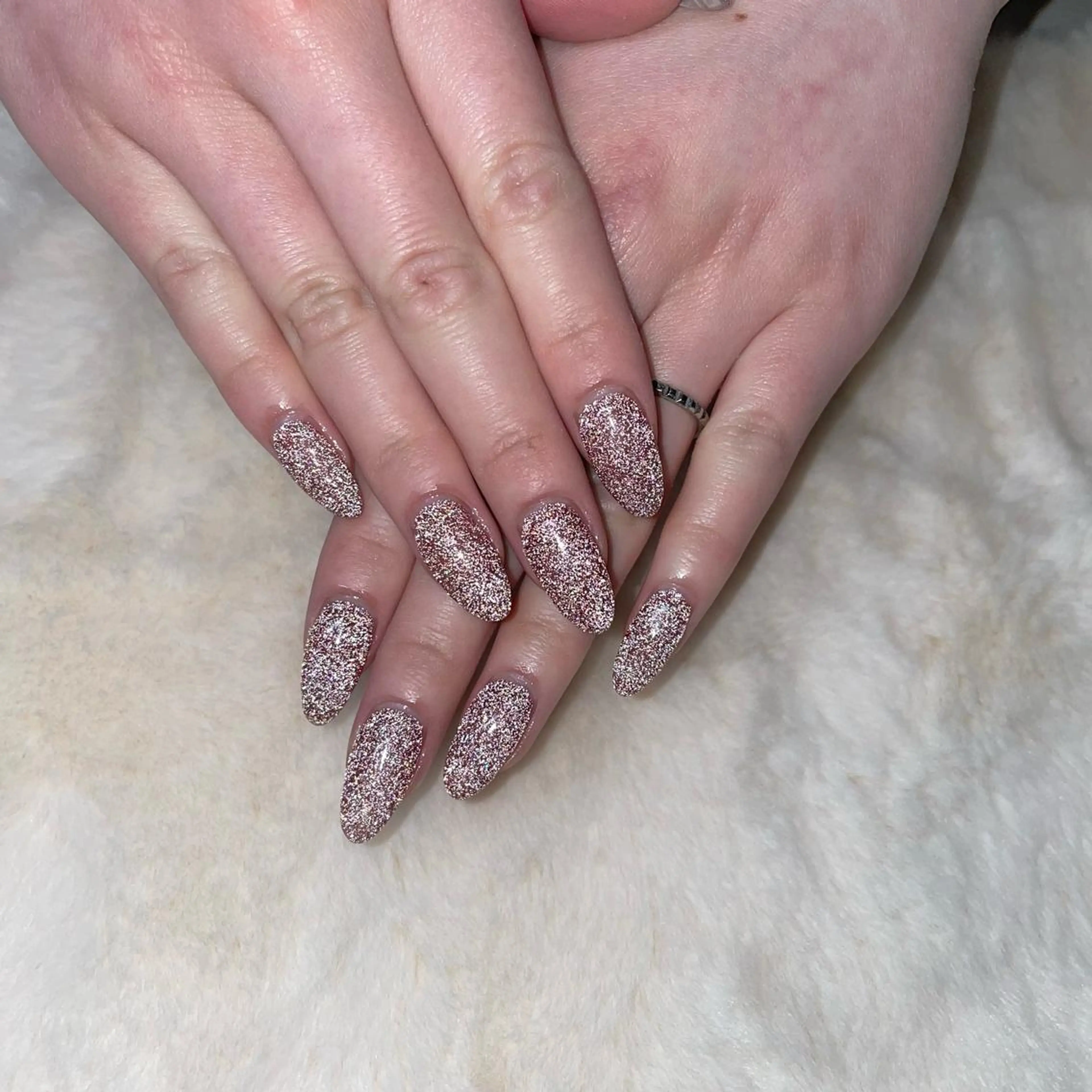 ネイル b'6 by Stir所属・b'6 SAKINAのネイルデザイン