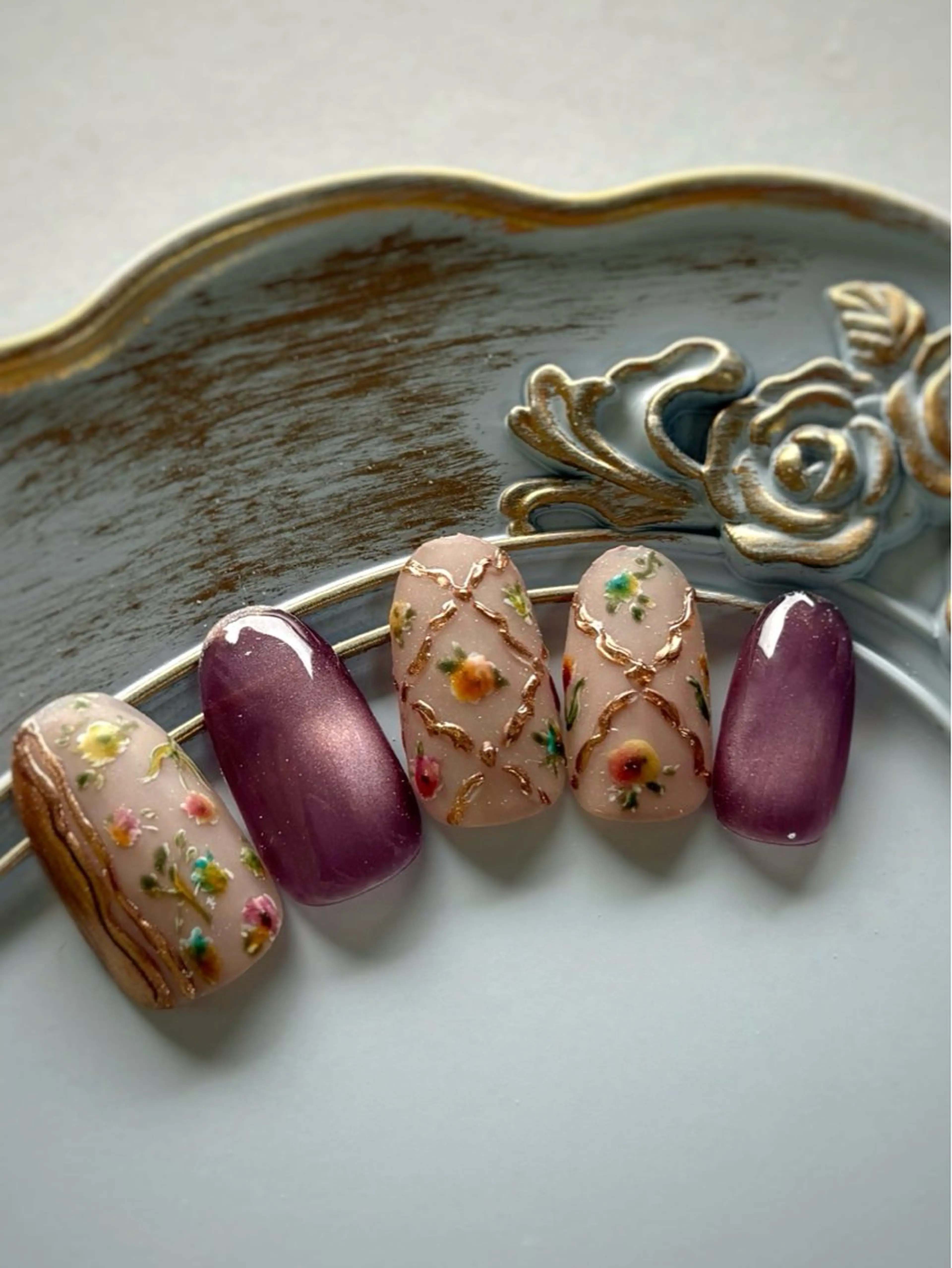 ネイル ハンドネイル FIORITURA Maikoのネイルデザイン