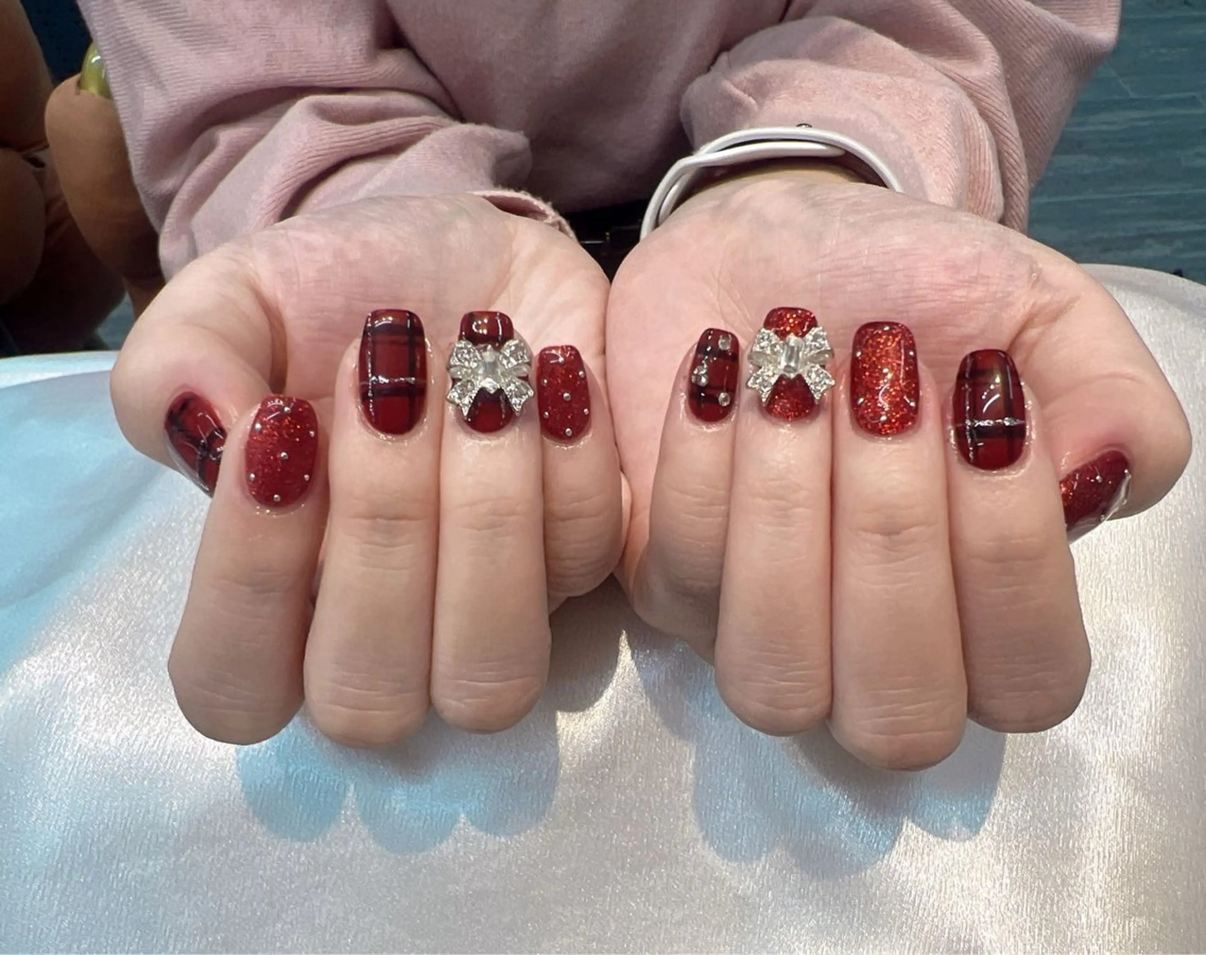 ネイル チークネイル 長さ出し ジェルネイル マグネットネイル 持ち込み ハンドネイル ハンドケア ラッキーネイルサロン 西川口東口店のネイルデザイン