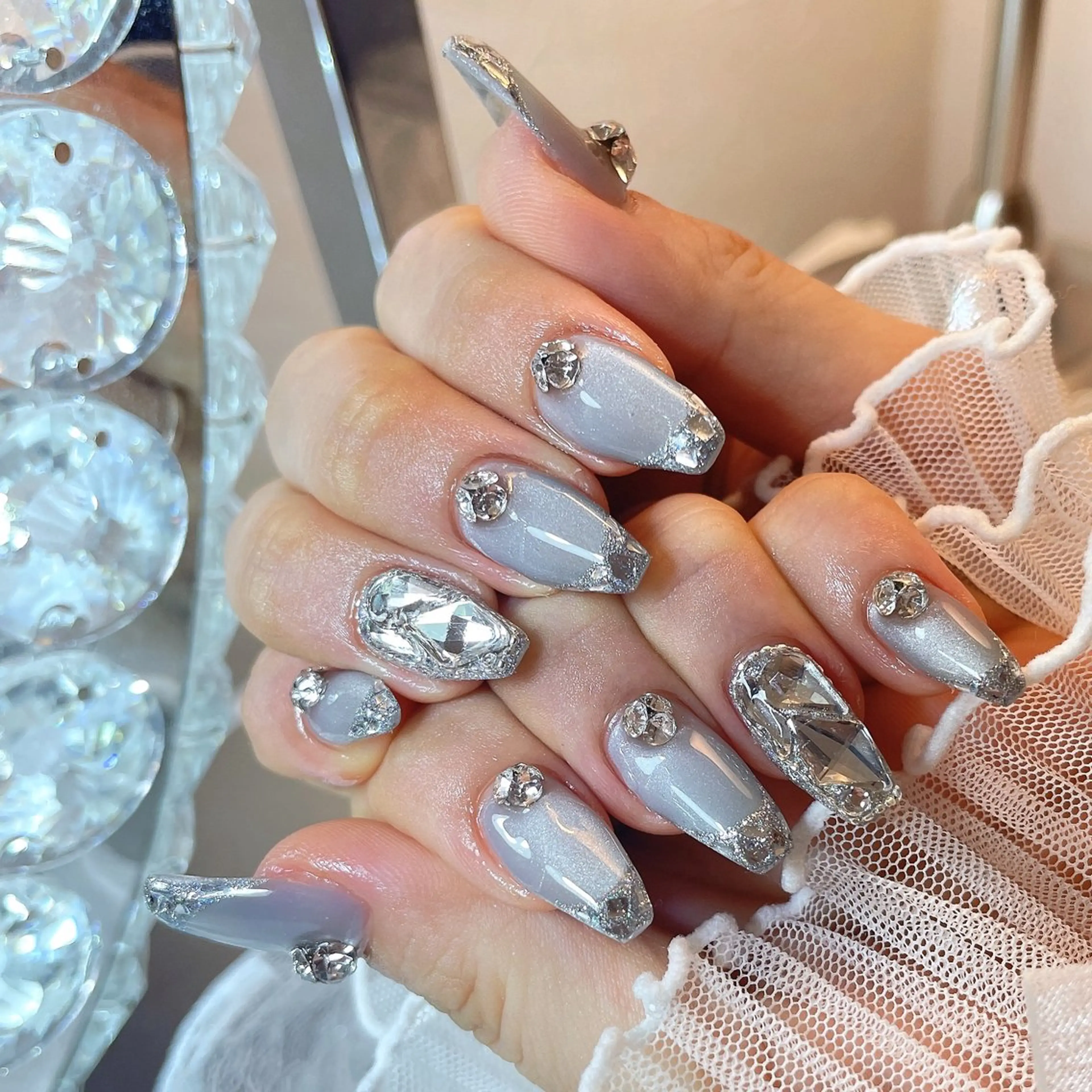 ネイル 23時まで❤︎韓国、 ワンホンネイルのネイルデザイン