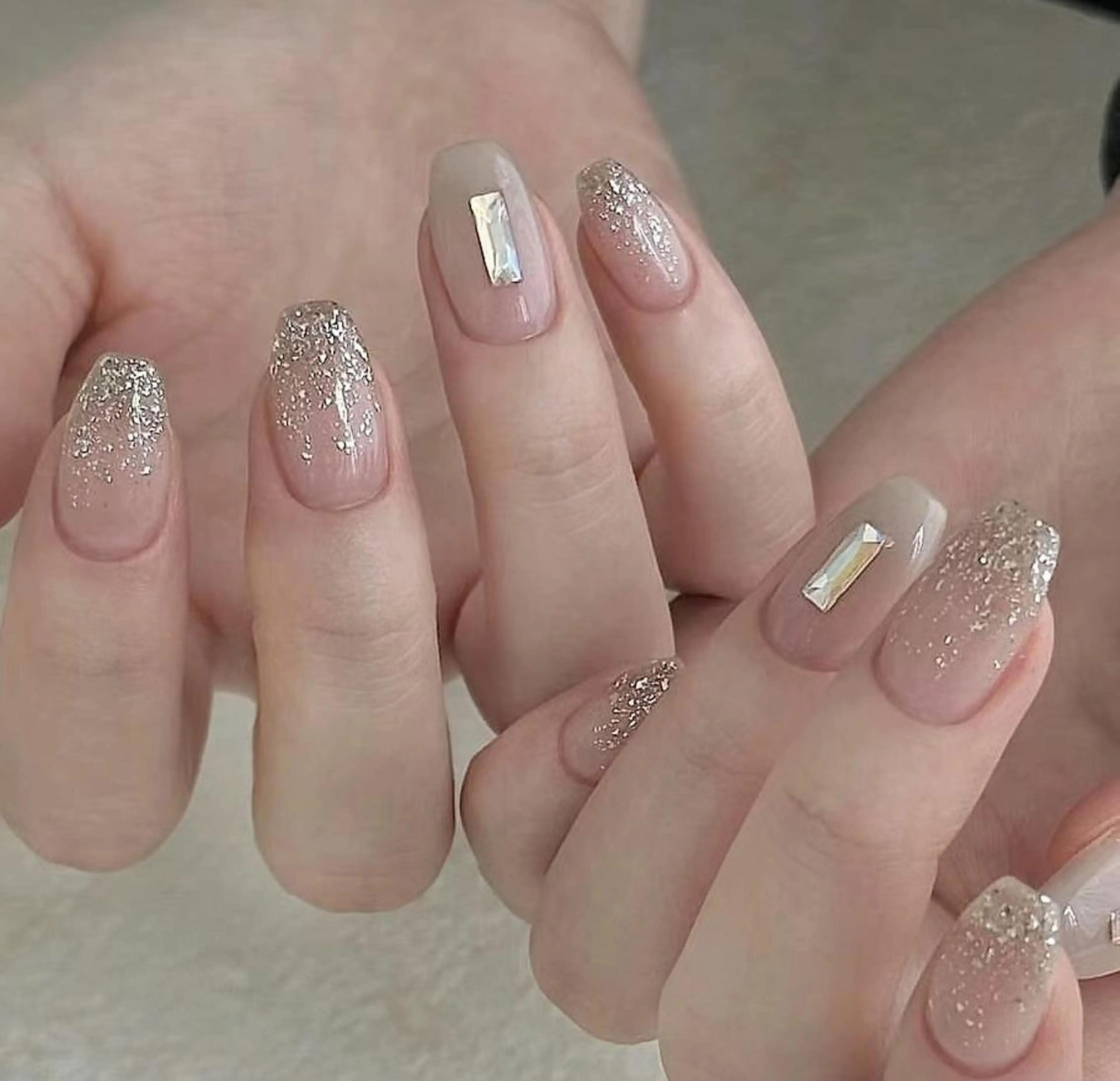 ネイル AB マツエクネイルサロンのネイルデザイン