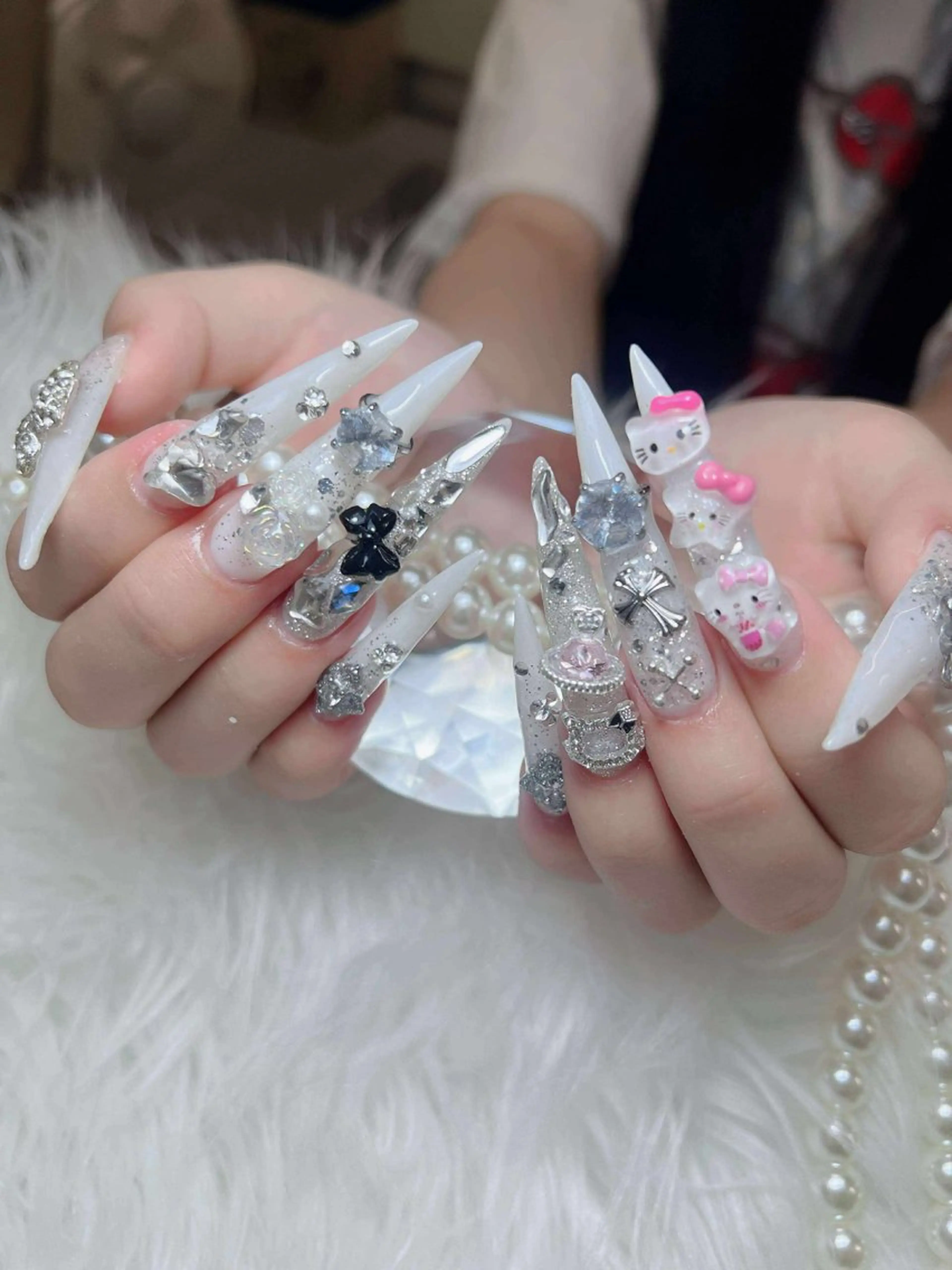 ネイル オーロラネイル チークネイル フットネイル フレンチネイル 韓国ネイル ハンドネイル Lumi Nail 新大久保3‘のネイルデザイン