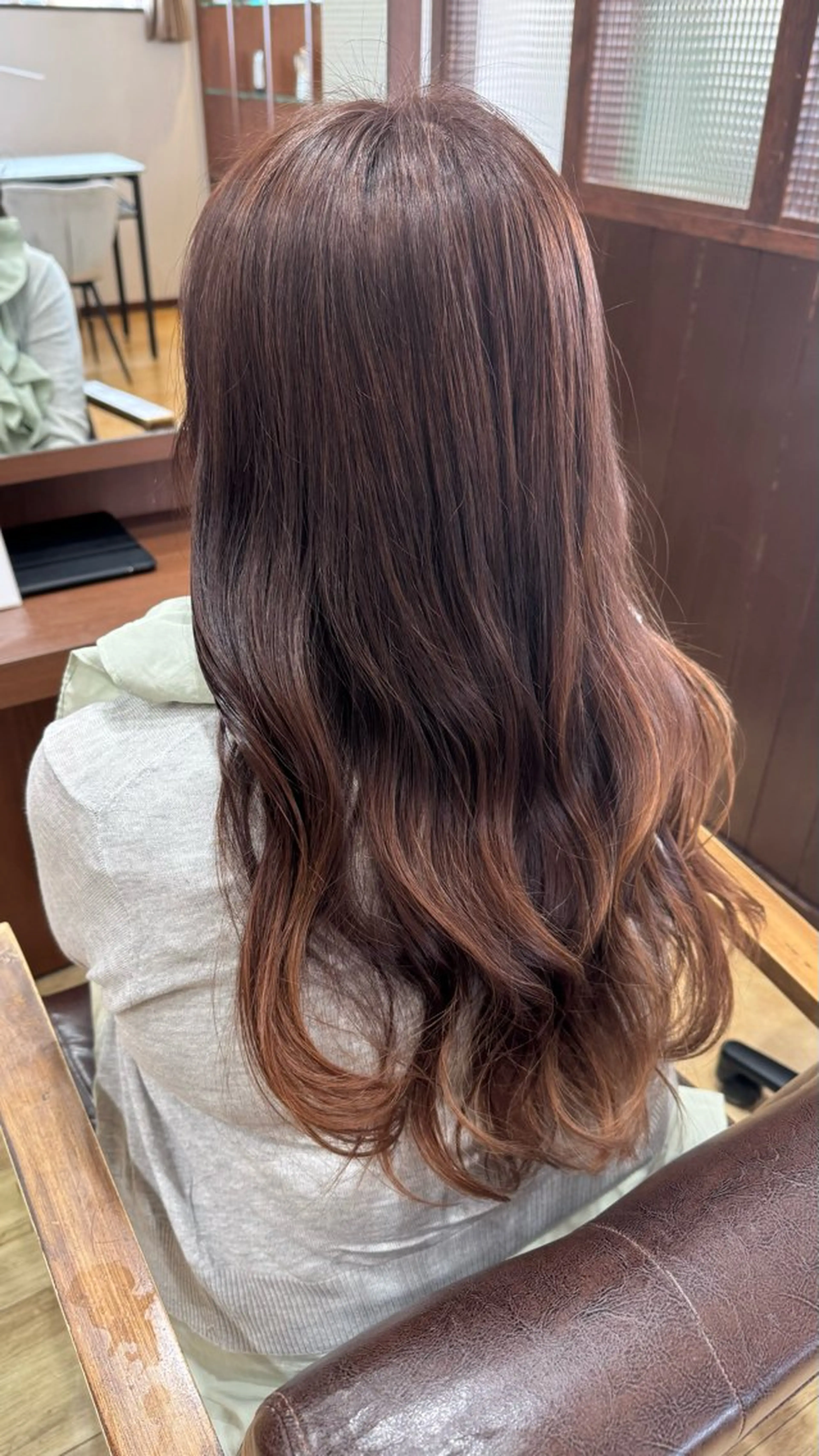 セミロング カット ヘアカラー ブランシェ神領店 稲垣 葵のヘアスタイル