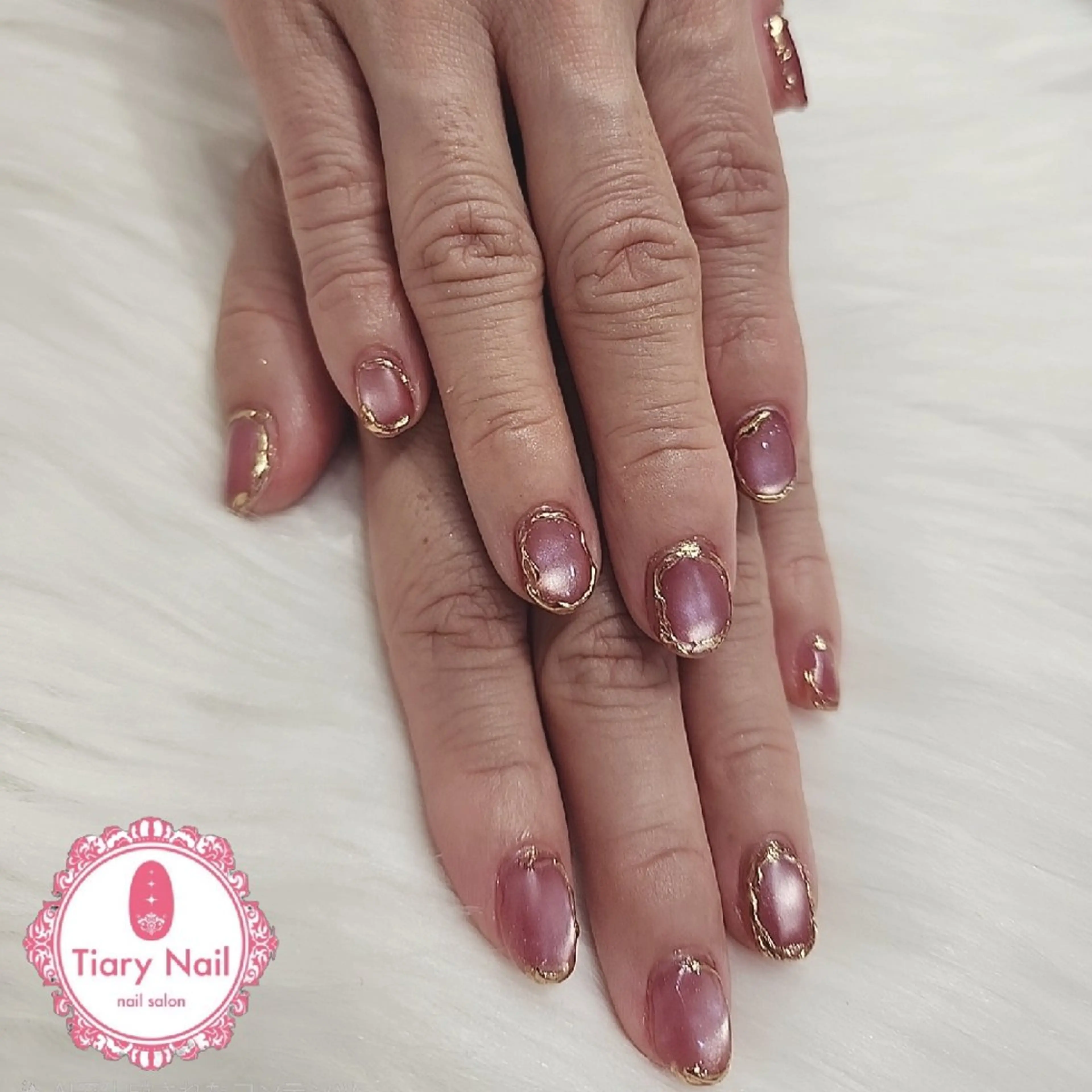 ネイル ハンドネイル 💙🤍Tiary M🤍💙のネイルデザイン