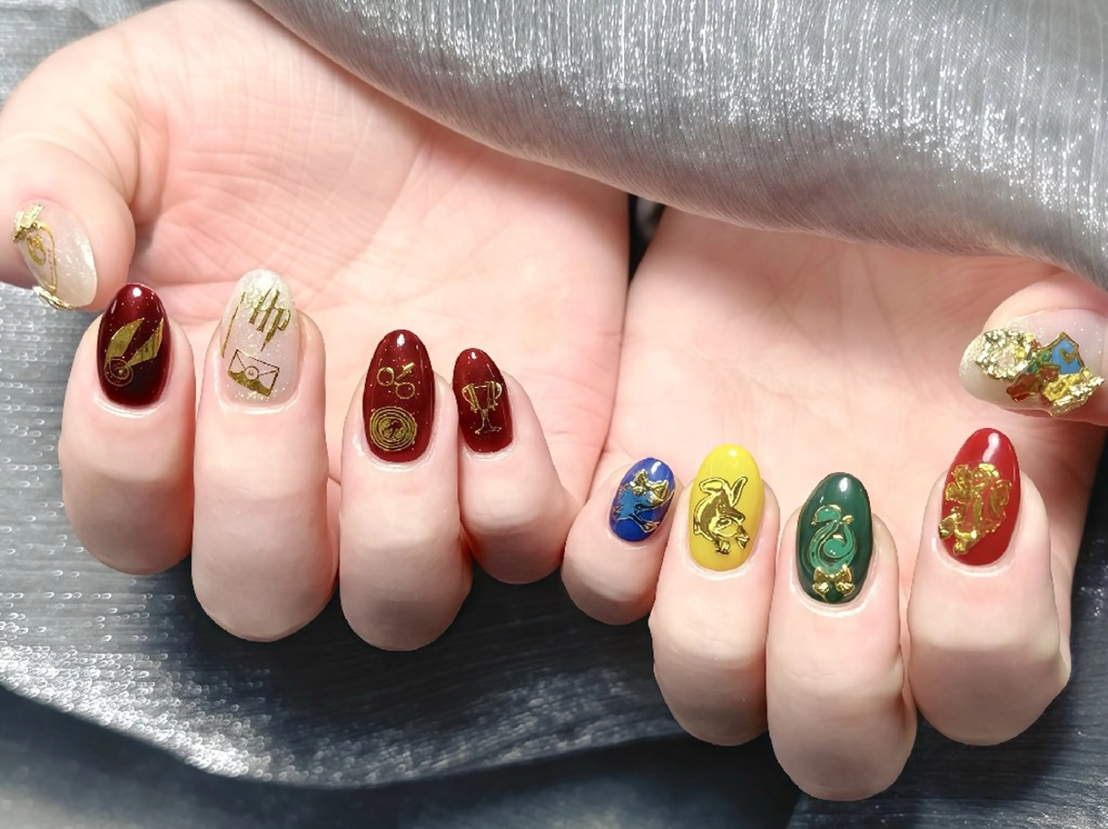 ネイル 長さ出し フレンチネイル グラデーション マグネットネイル マグネットフレンチ ハンドネイル ハンドケア リ サのネイルデザイン