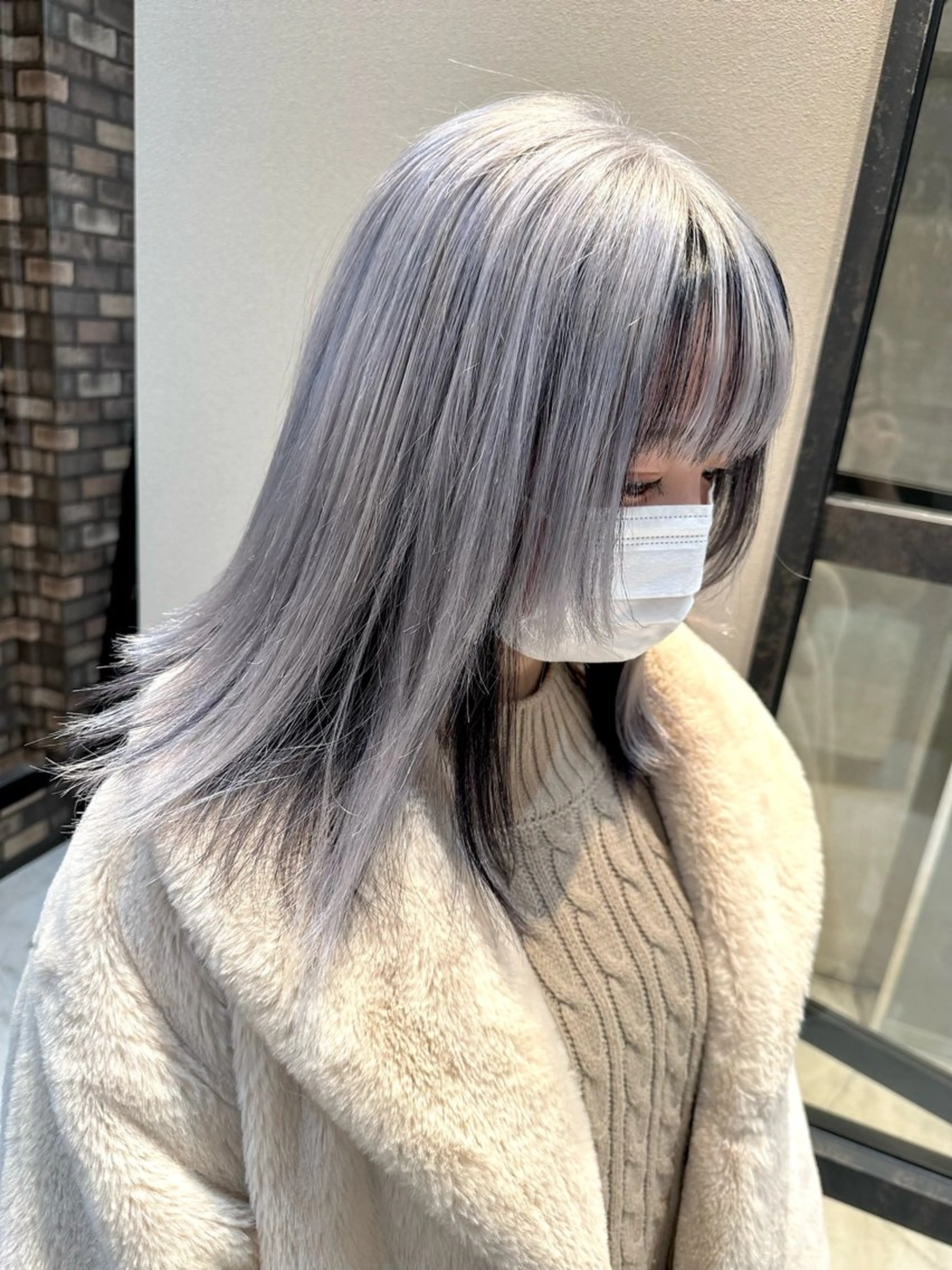 セミロング 🔷ブリーチバレイヤ ージュ🔷飯野達也のヘアスタイル