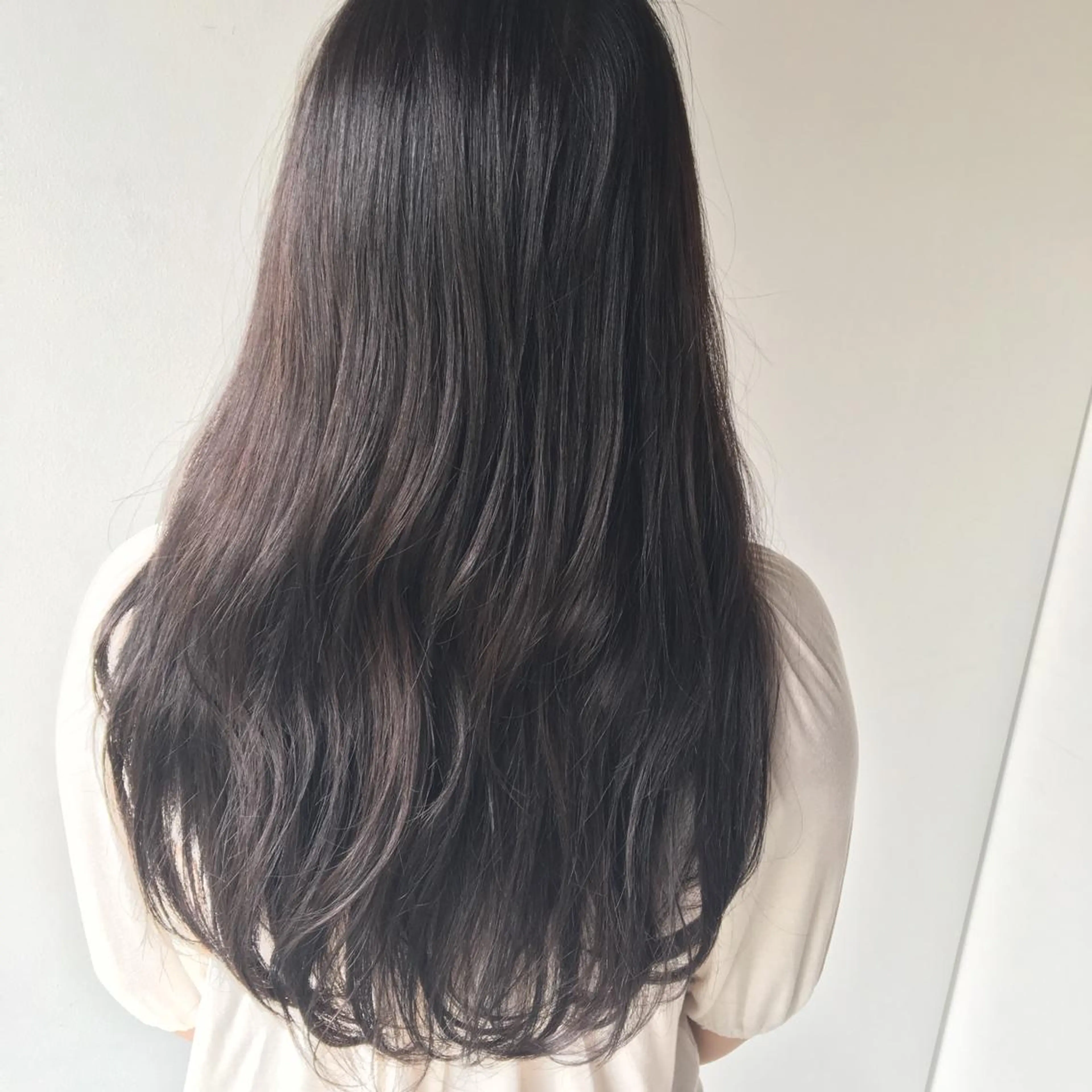 セミロング ロング カラー パーマ THE DAY所属・AKI HASHIMOTOのヘアスタイル