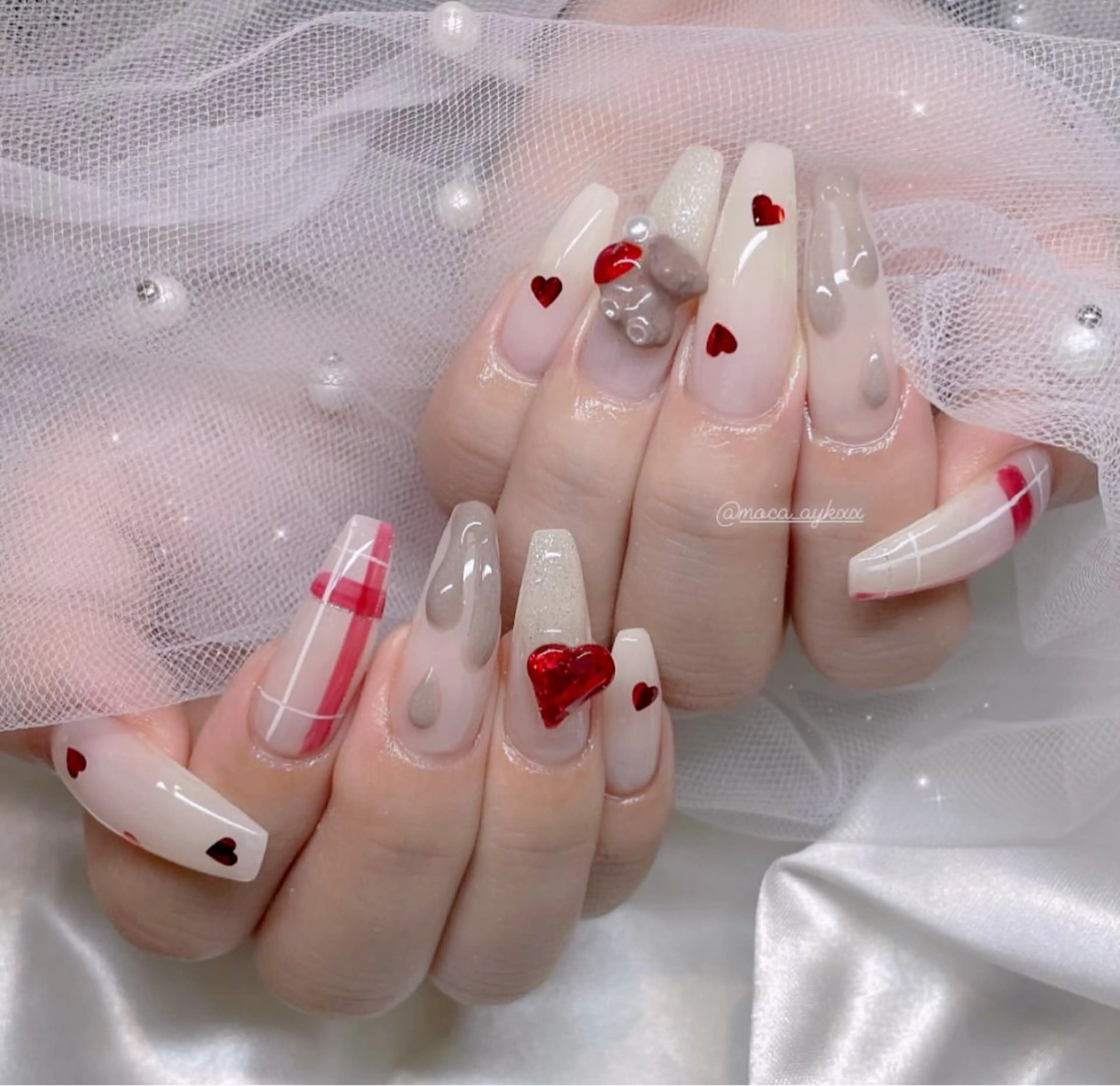 ネイル ETERNA Nail 銀座店【パラジェル/フィルイン/チップ長さだし/マグネット/ニュアンス】所属・ア カリのネイルデザイン