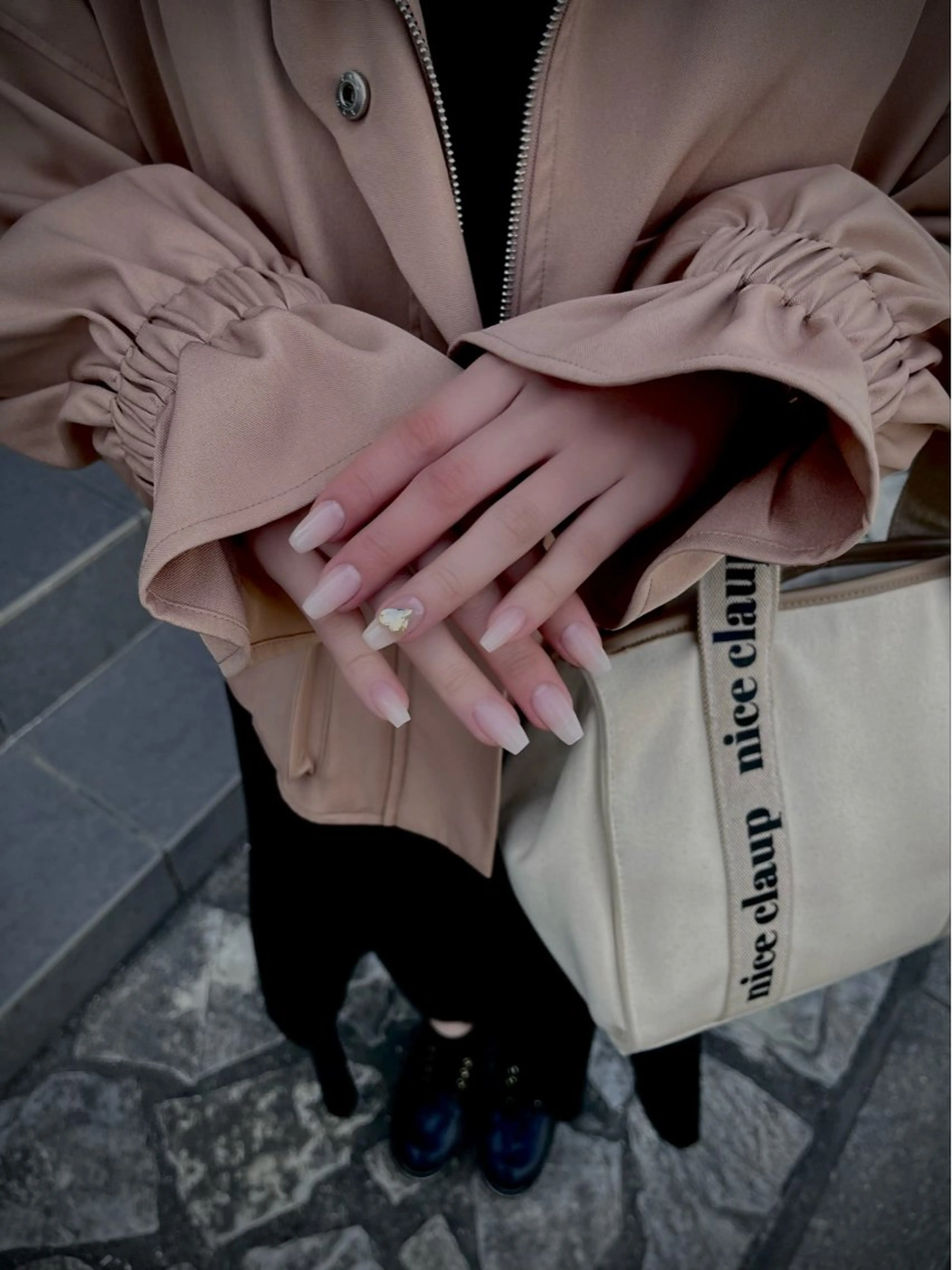 ネイル キラキラネイル マグネットネイル ワンカラーネイル スカルプネイル ワンホンネイル nine.🦋 YUKOのネイルデザイン