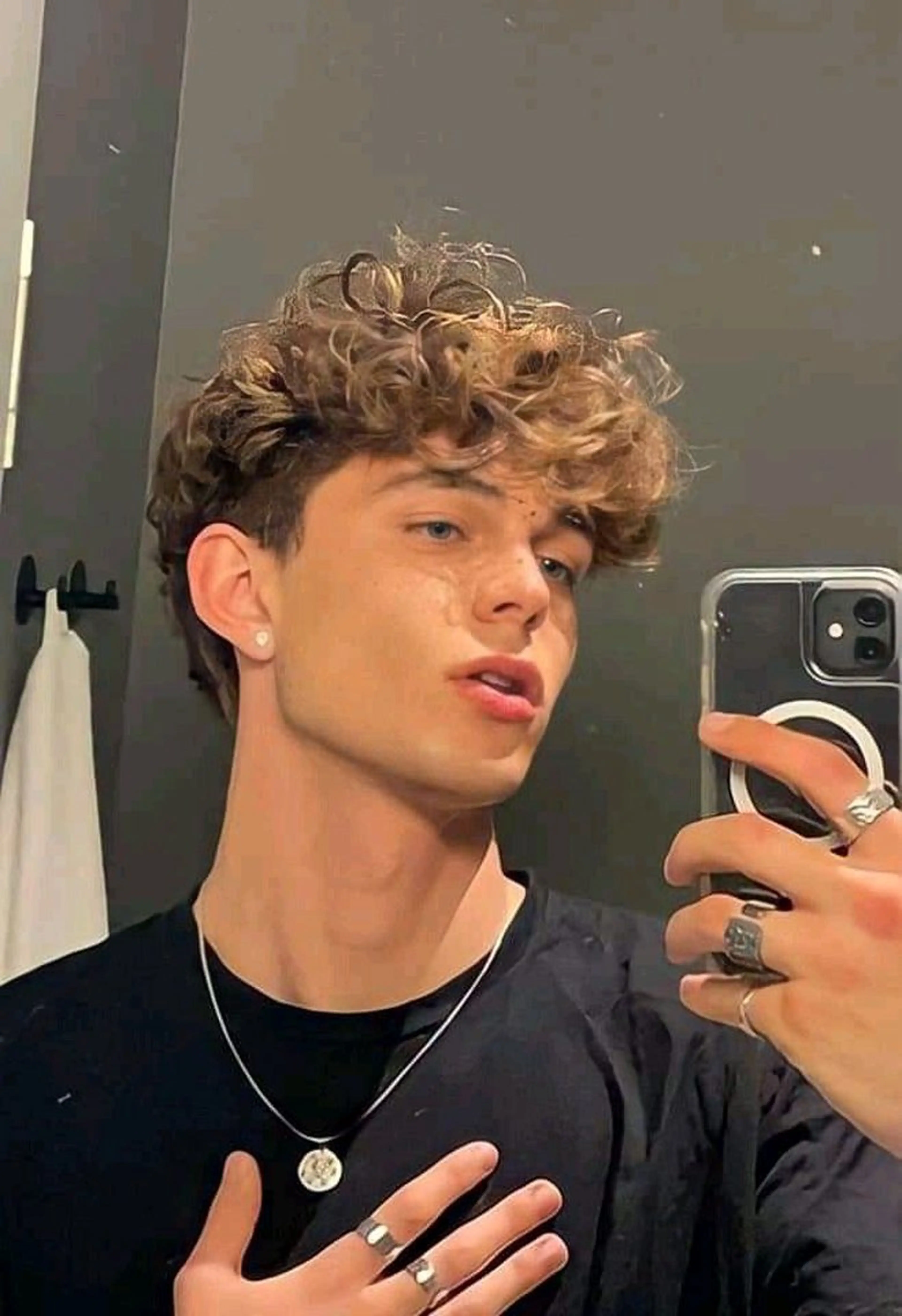 ショート カラー パーマ メンズ 新宿メンズパーマ ヨモギダのヘアスタイル