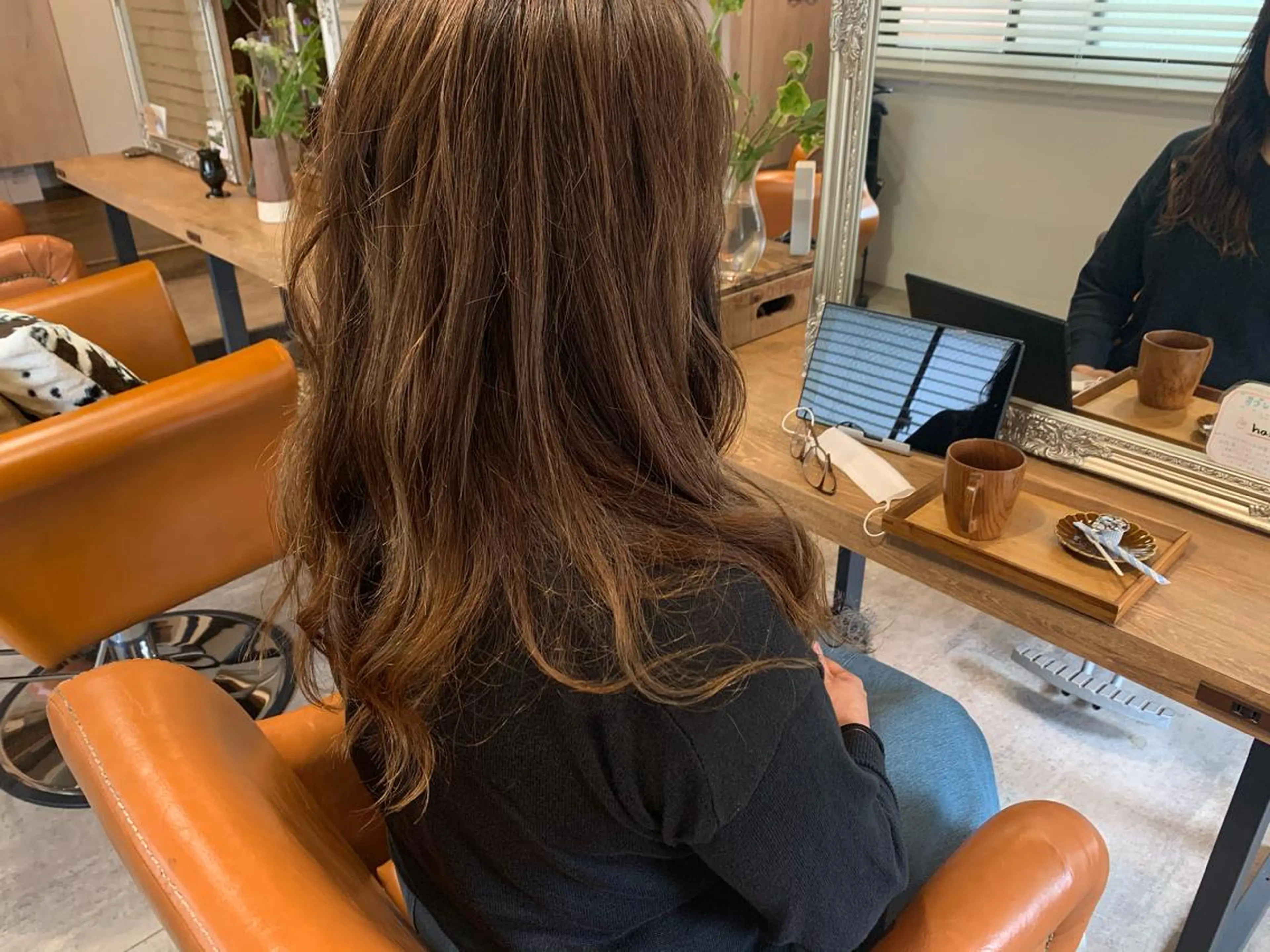 カラー ベージュカラー HARE 川崎晴佳のヘアスタイル