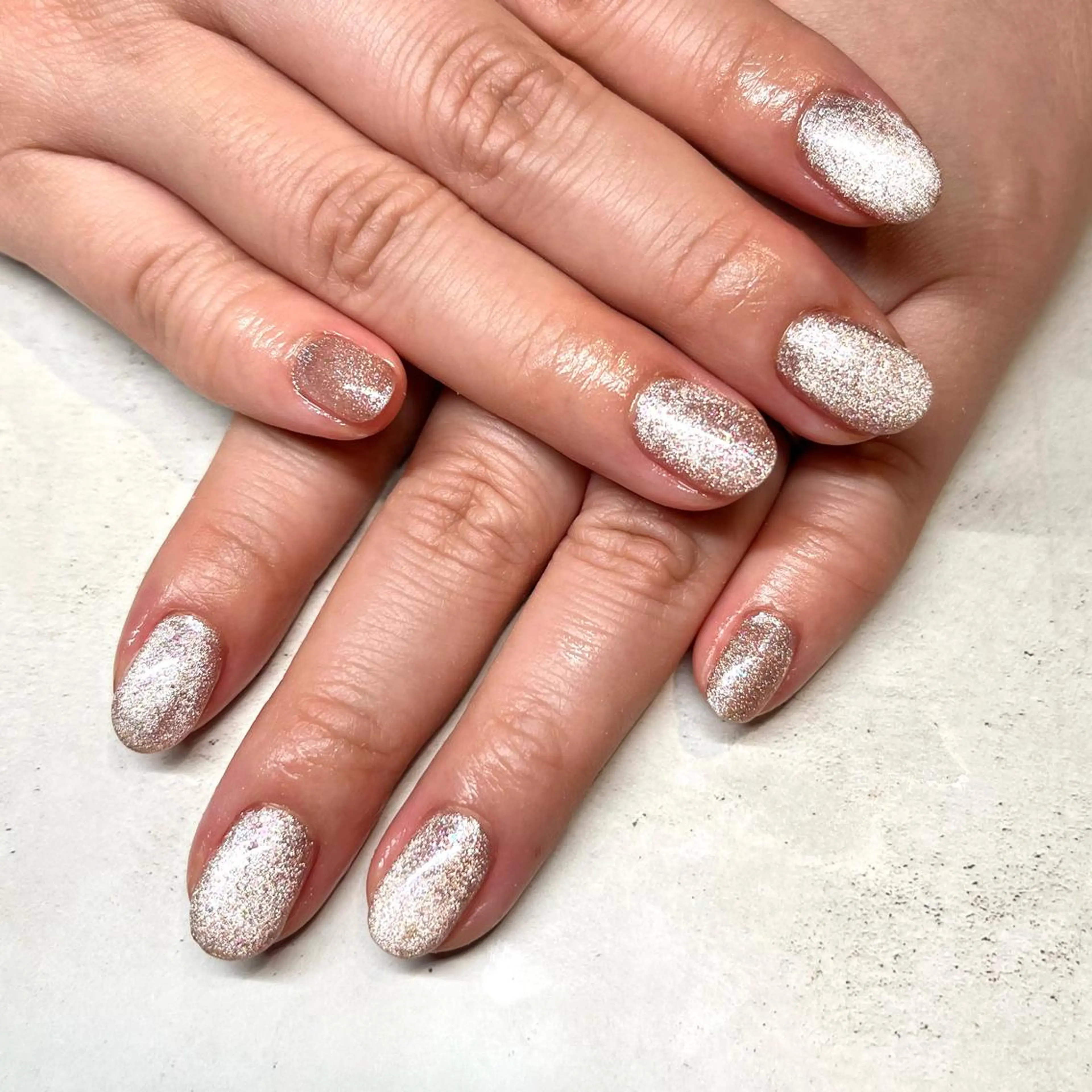 ネイル マグネットネイル 長澤 茉凜のネイルデザイン