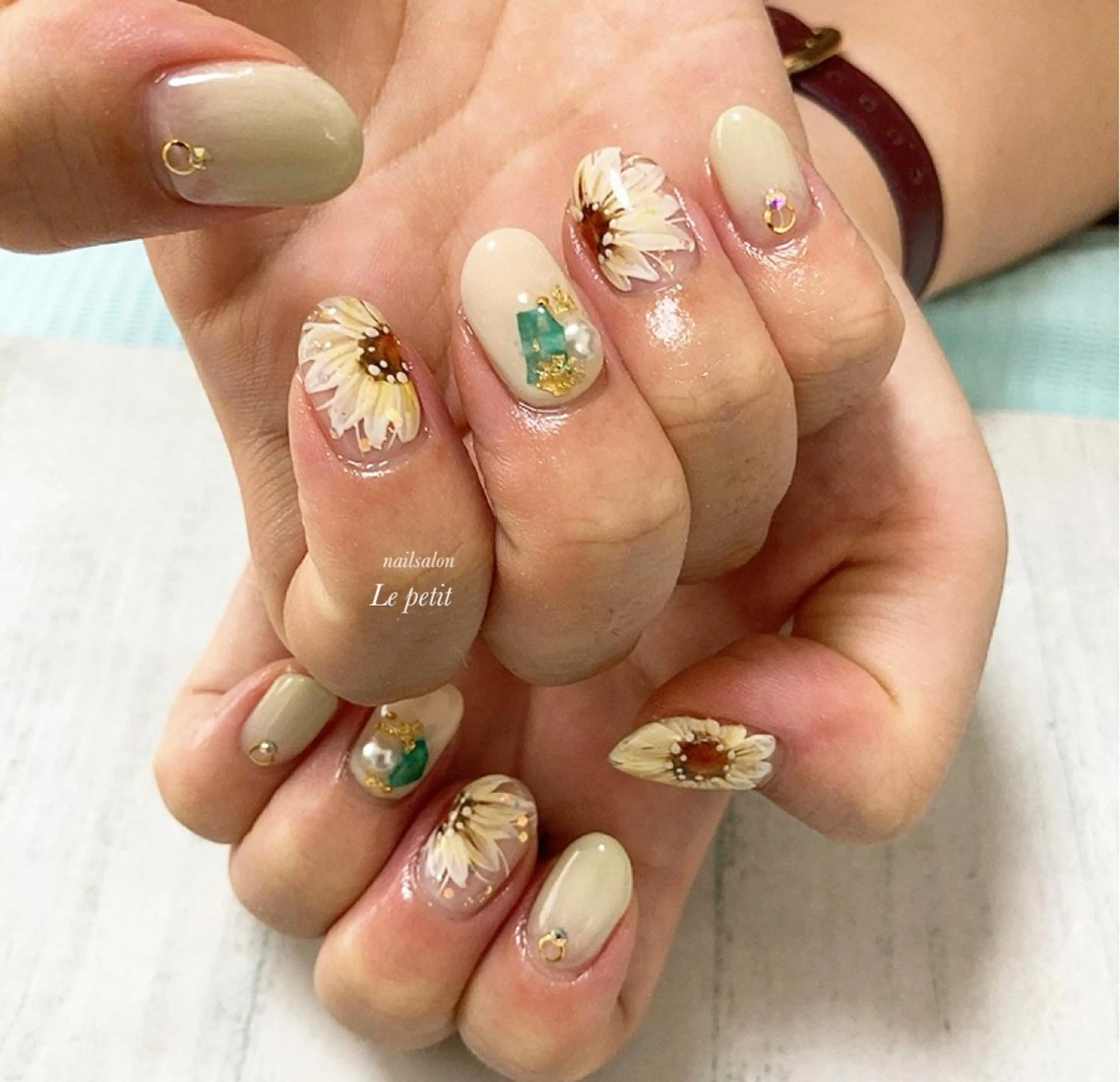 ネイル 石野 広佳のネイルデザイン