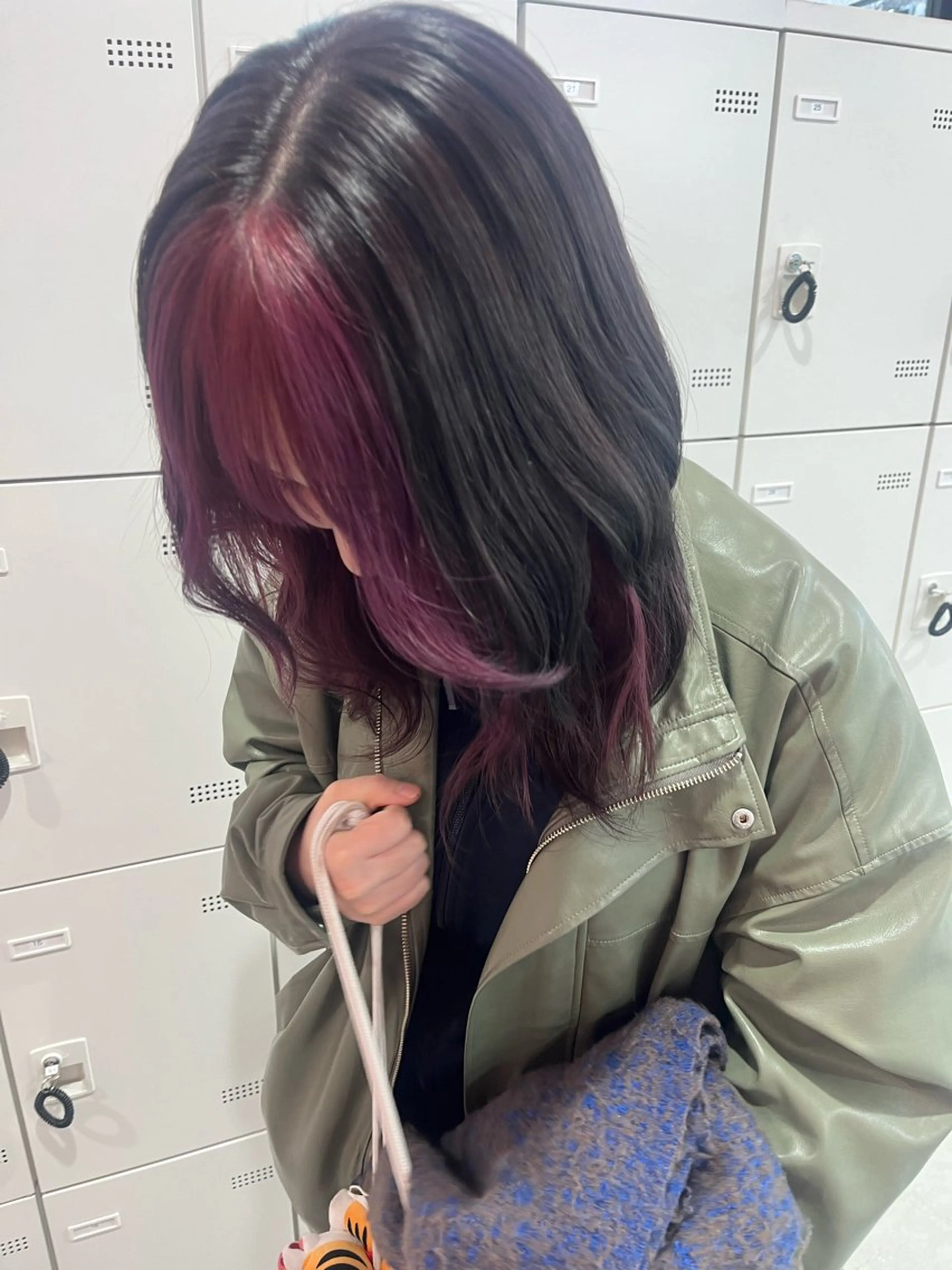 ミディアム カラー みう/仙台/暖色/ 艶髪/顔周りカット/のヘアスタイル