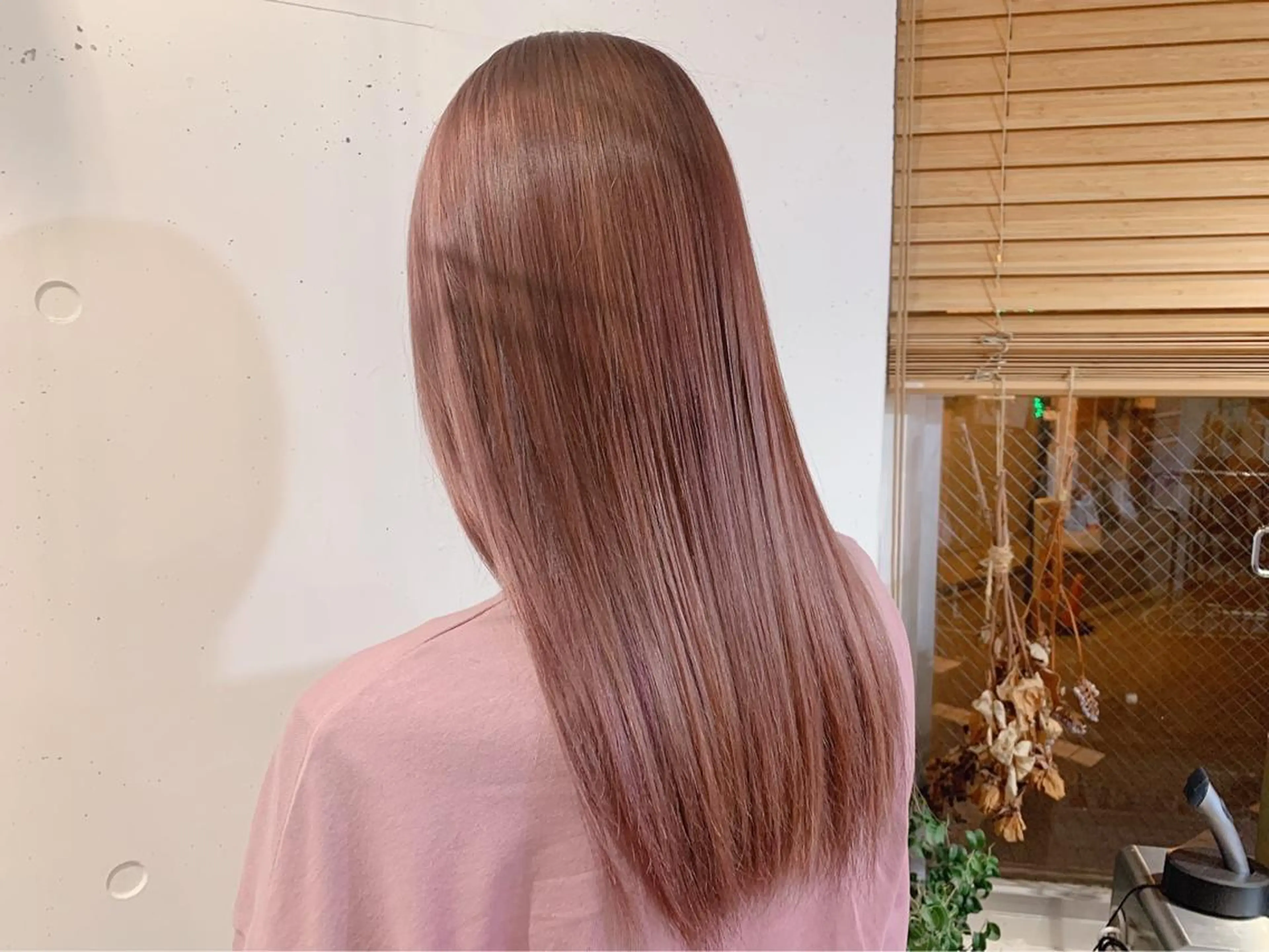 【ダメージが気になる方はこちら💁♀️】うる艶カラー+Aujua4stepトリートメント🌻土日祝+¥1000の写真