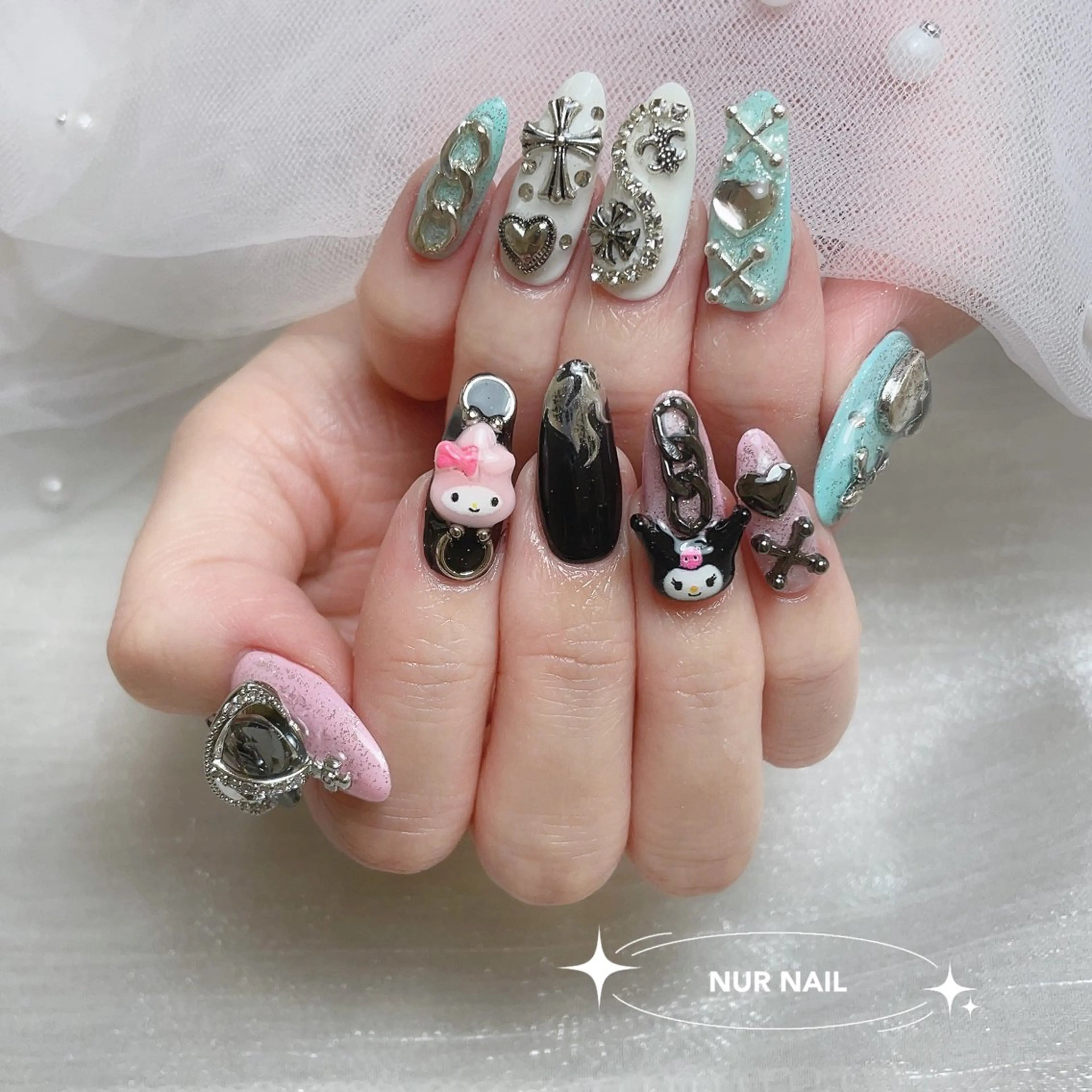 ネイル 🫧NUR NAIL✨のネイルデザイン