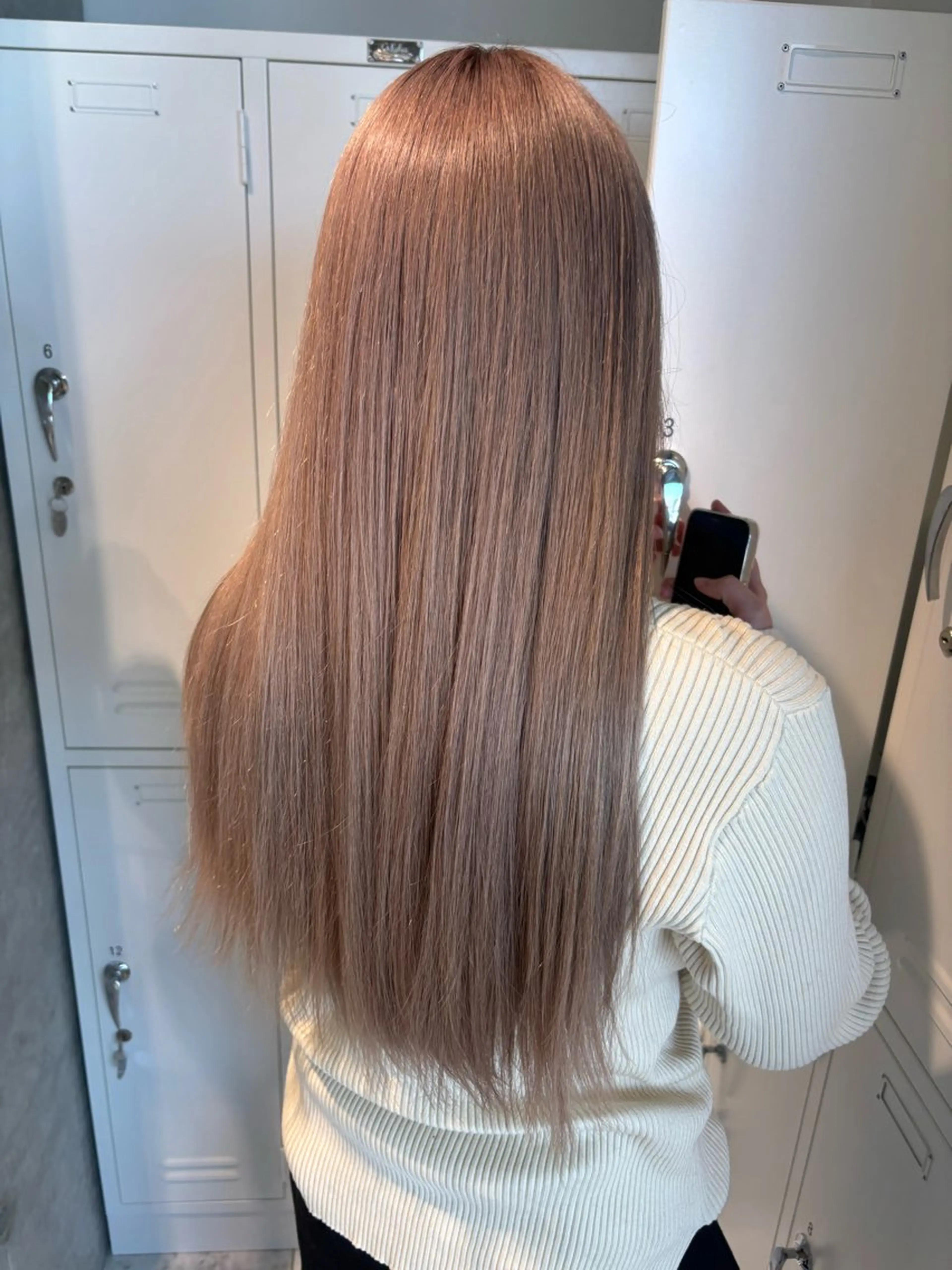 ミディアム カラー ブリーチ ボブ 韓国風ヘア レイヤーカット トリートメント ヘアカラー rina／ベージュ ワンホン/韓国ヘアのヘアスタイル