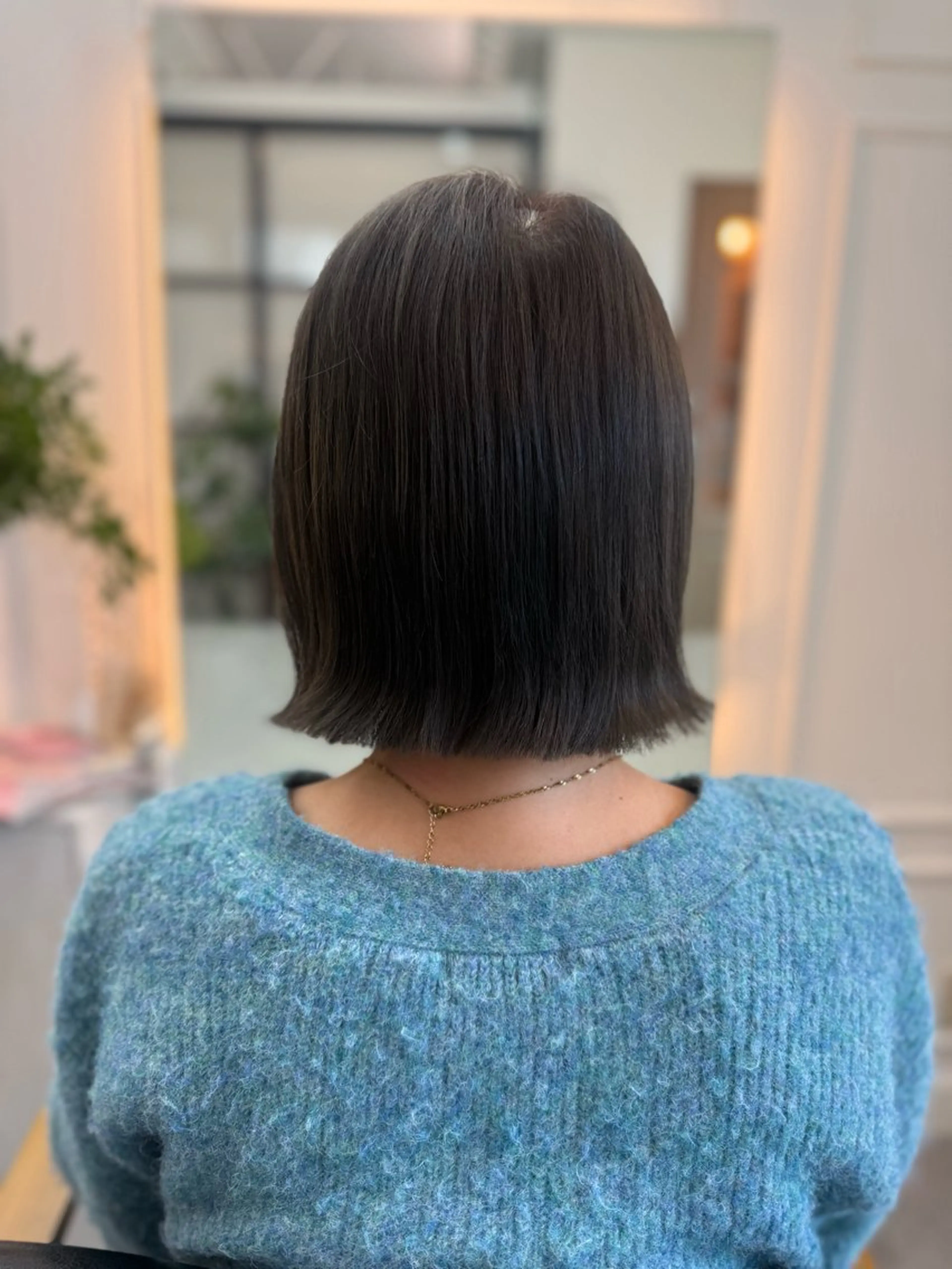 ミディアム カラー カット ヘアカラー トリートメント Queens Yukikoのヘアスタイル