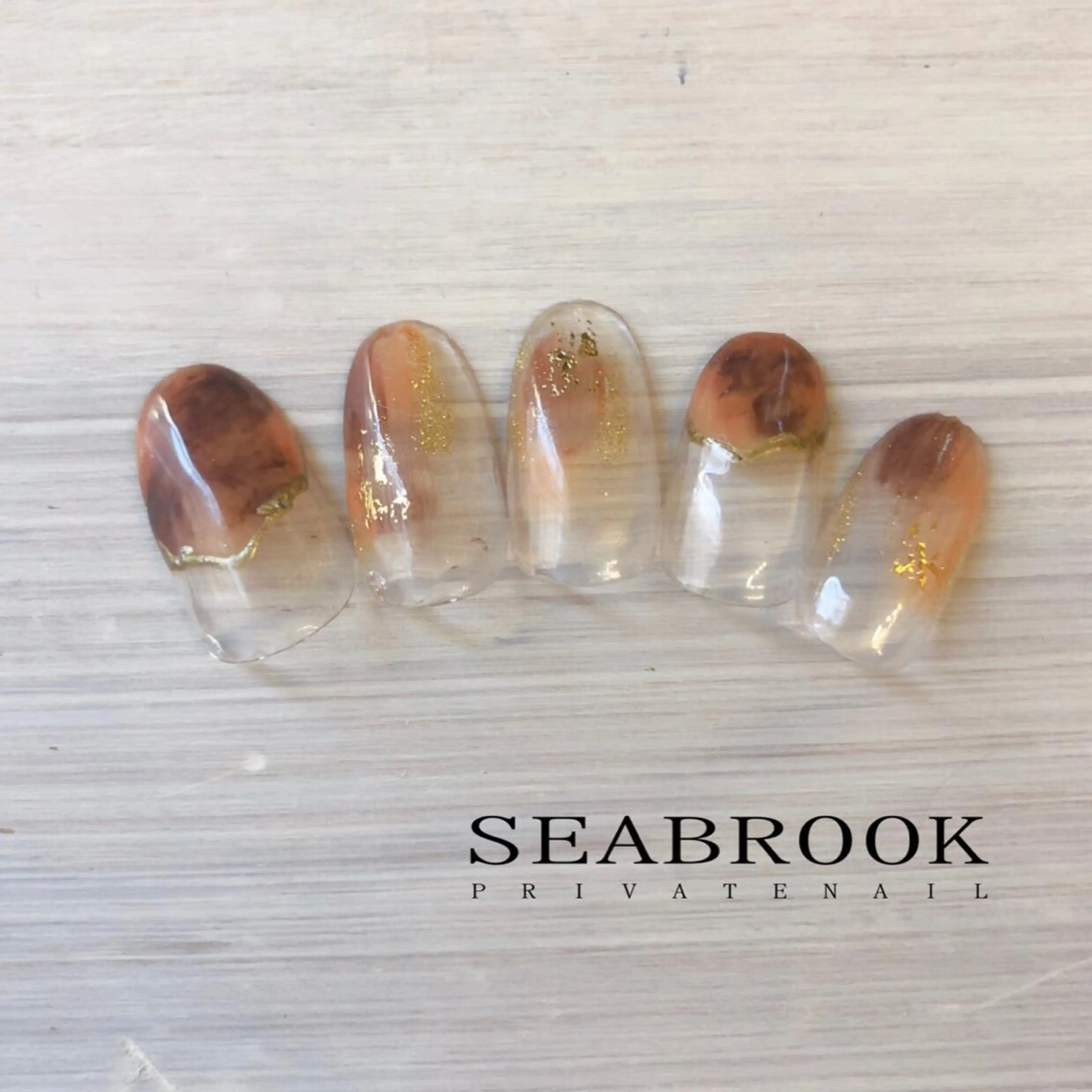 ネイル 鈴木 奈穂子のネイルデザイン