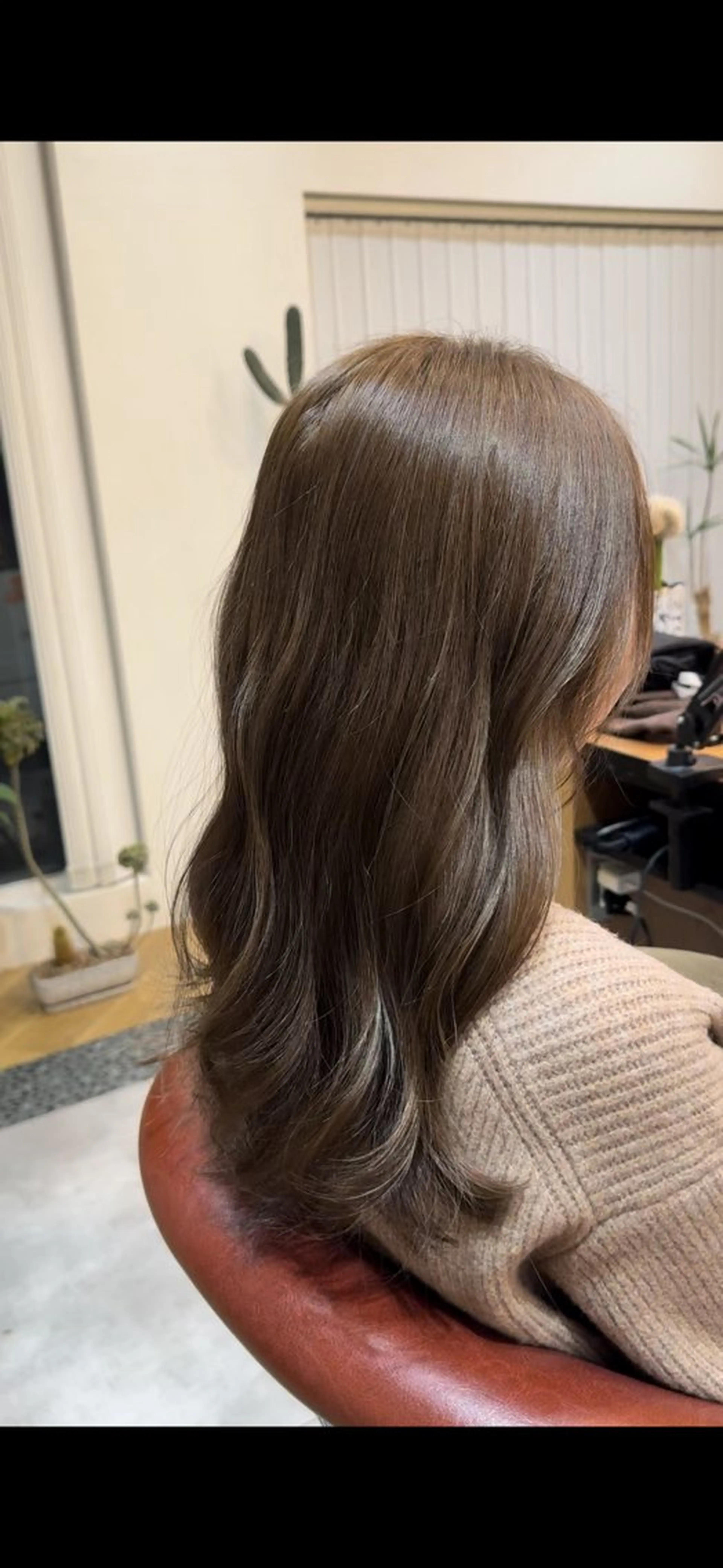 ロング 今井 光のヘアスタイル