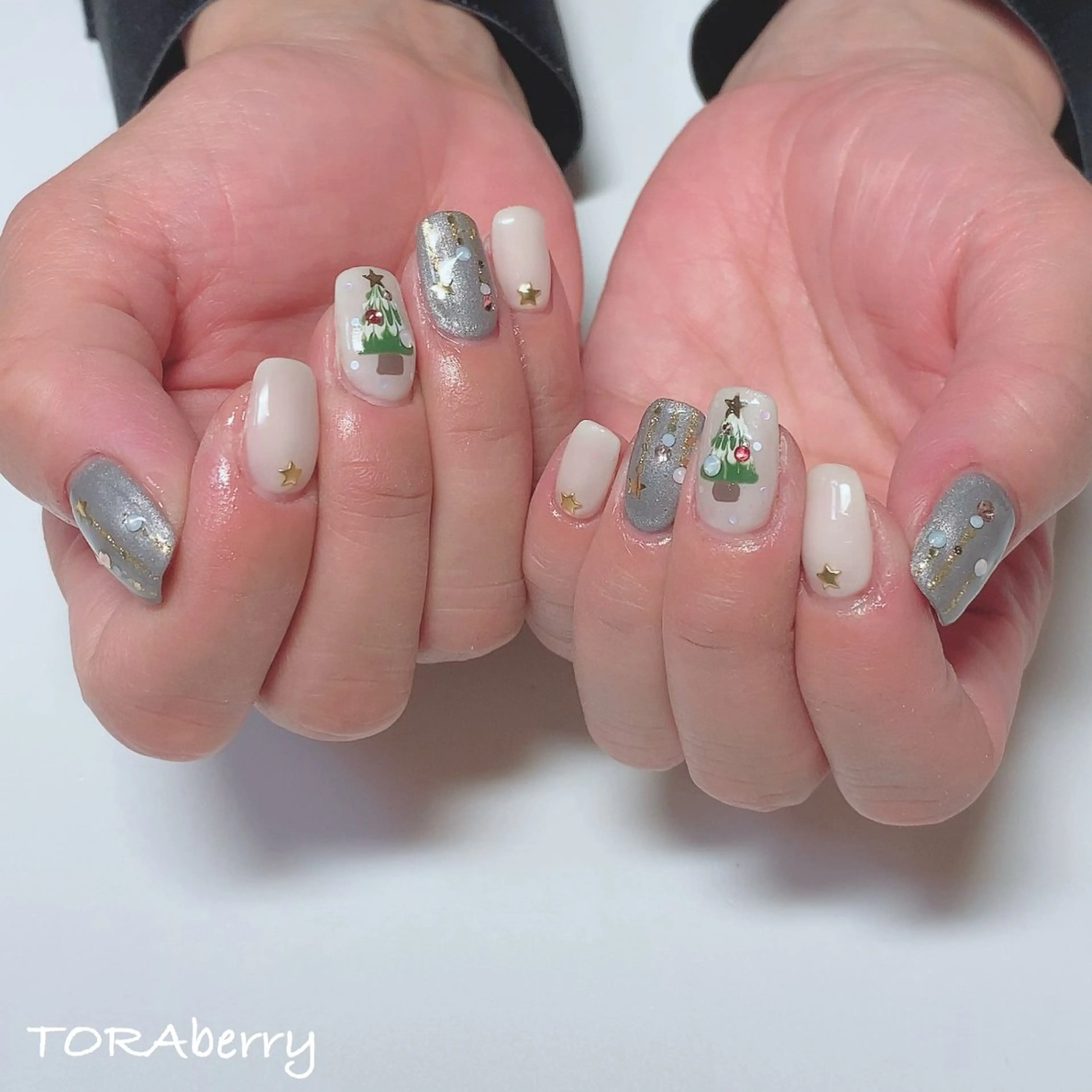 ネイル ネイリスト なつみのネイルデザイン