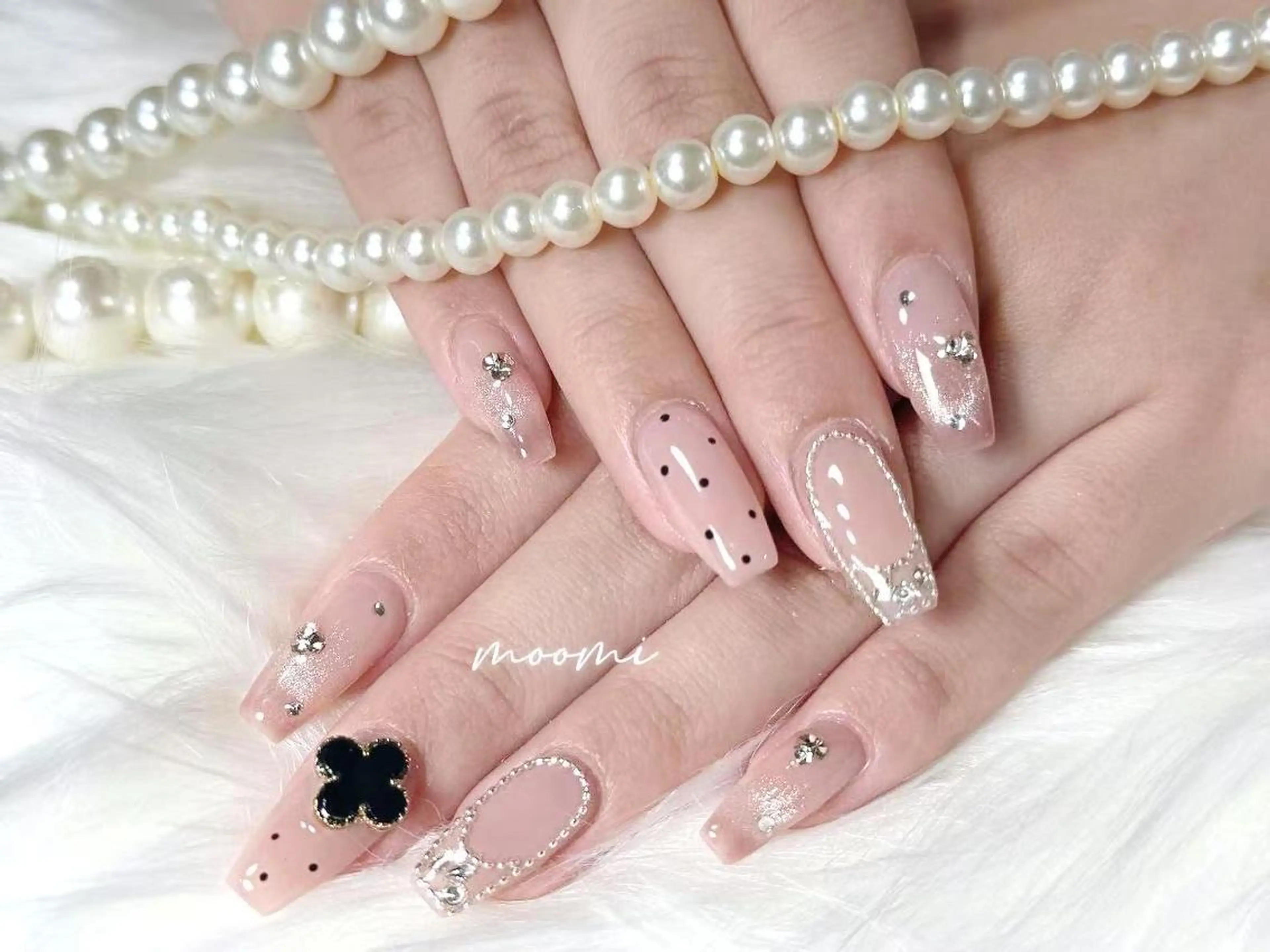 ネイル 長さ出し ジェルネイル グラデーション 韓国ネイル マグネットネイル moomi nail スカルプ専門のネイルデザイン