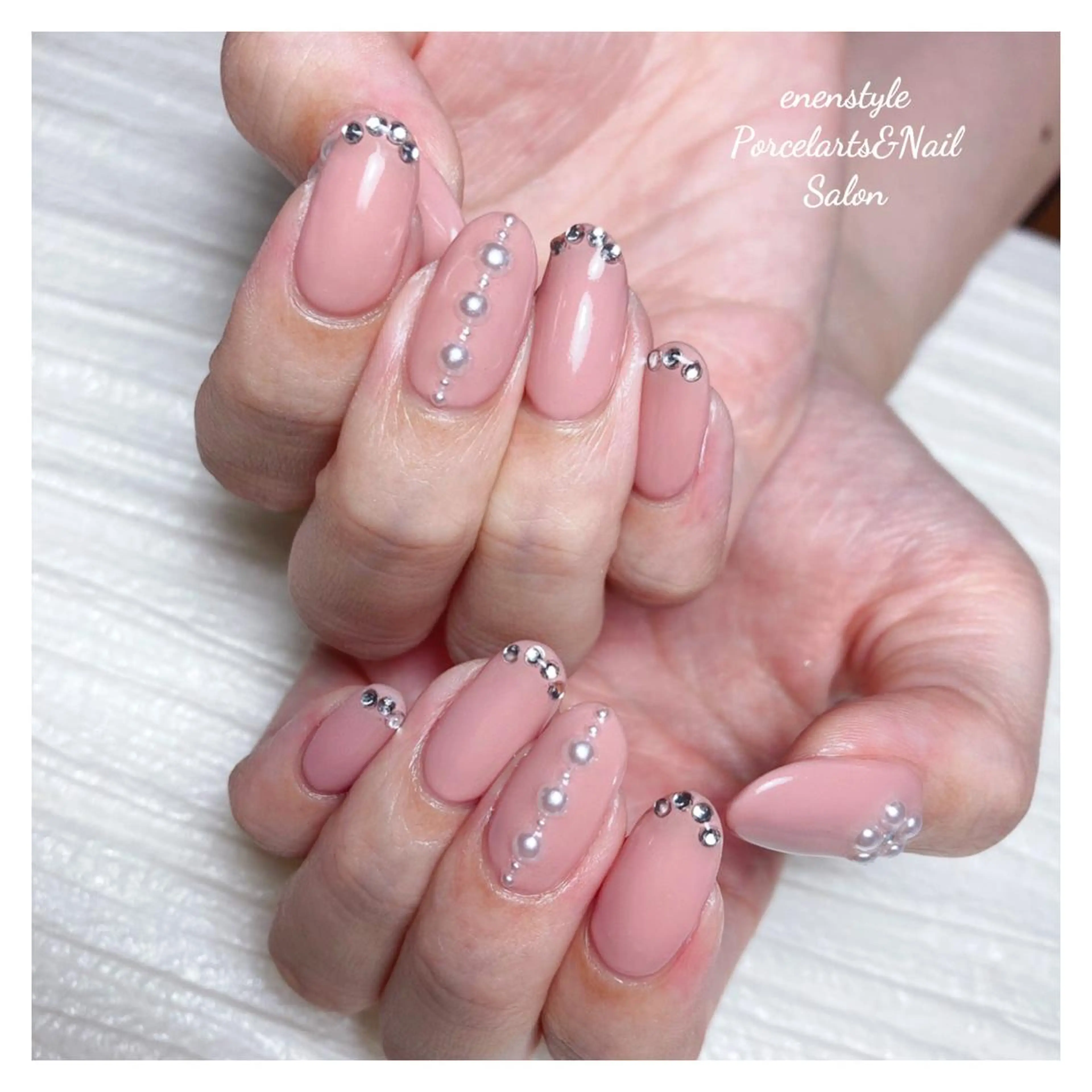 ミディアム ネイル 👑enen style👑のネイルデザイン