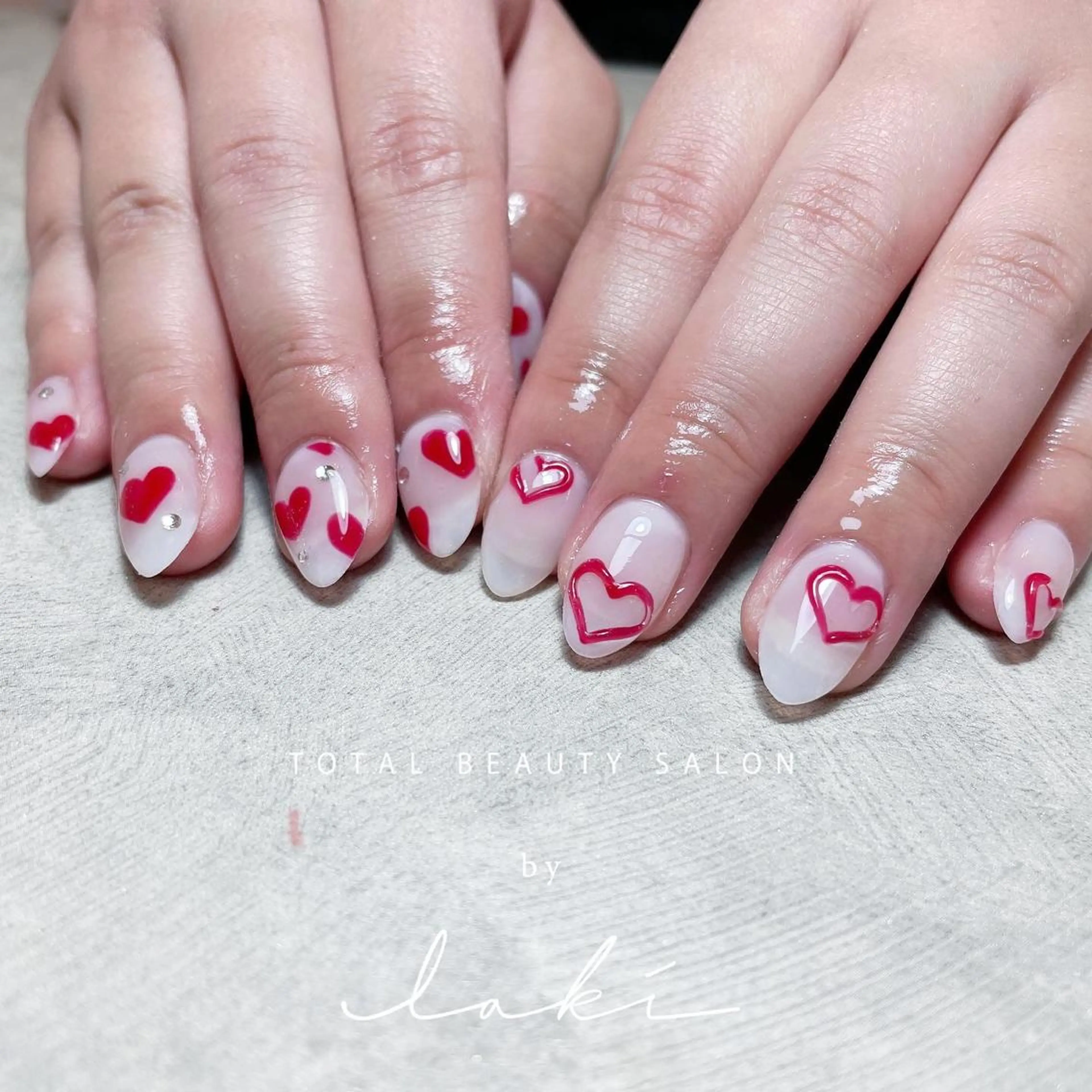 ネイル ハート ハンドネイル my&所属・my&_ maimiのネイルデザイン