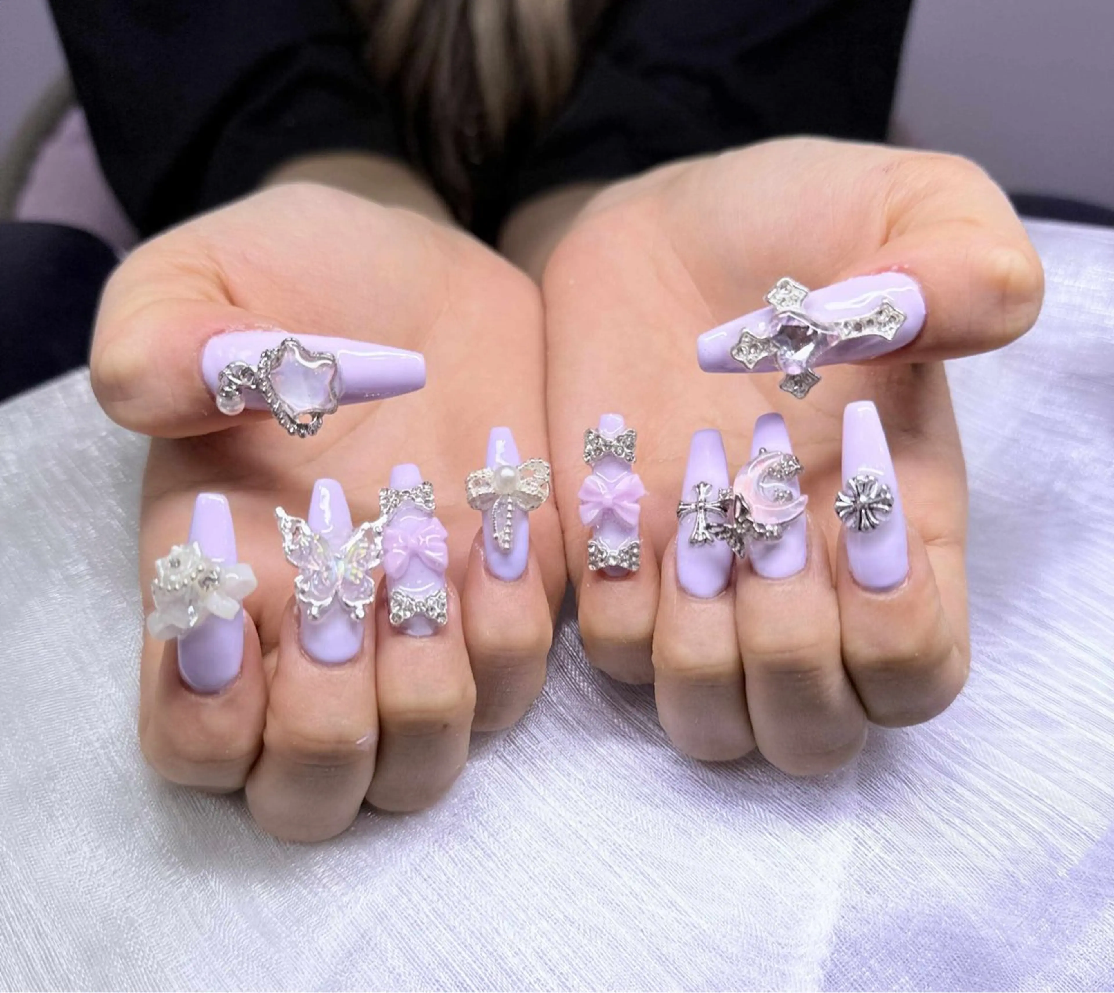 ネイル 長さ出し グラデーション 卒業式 キラキラネイル マグネットネイル ハンドネイル Lee Nailsのネイルデザイン