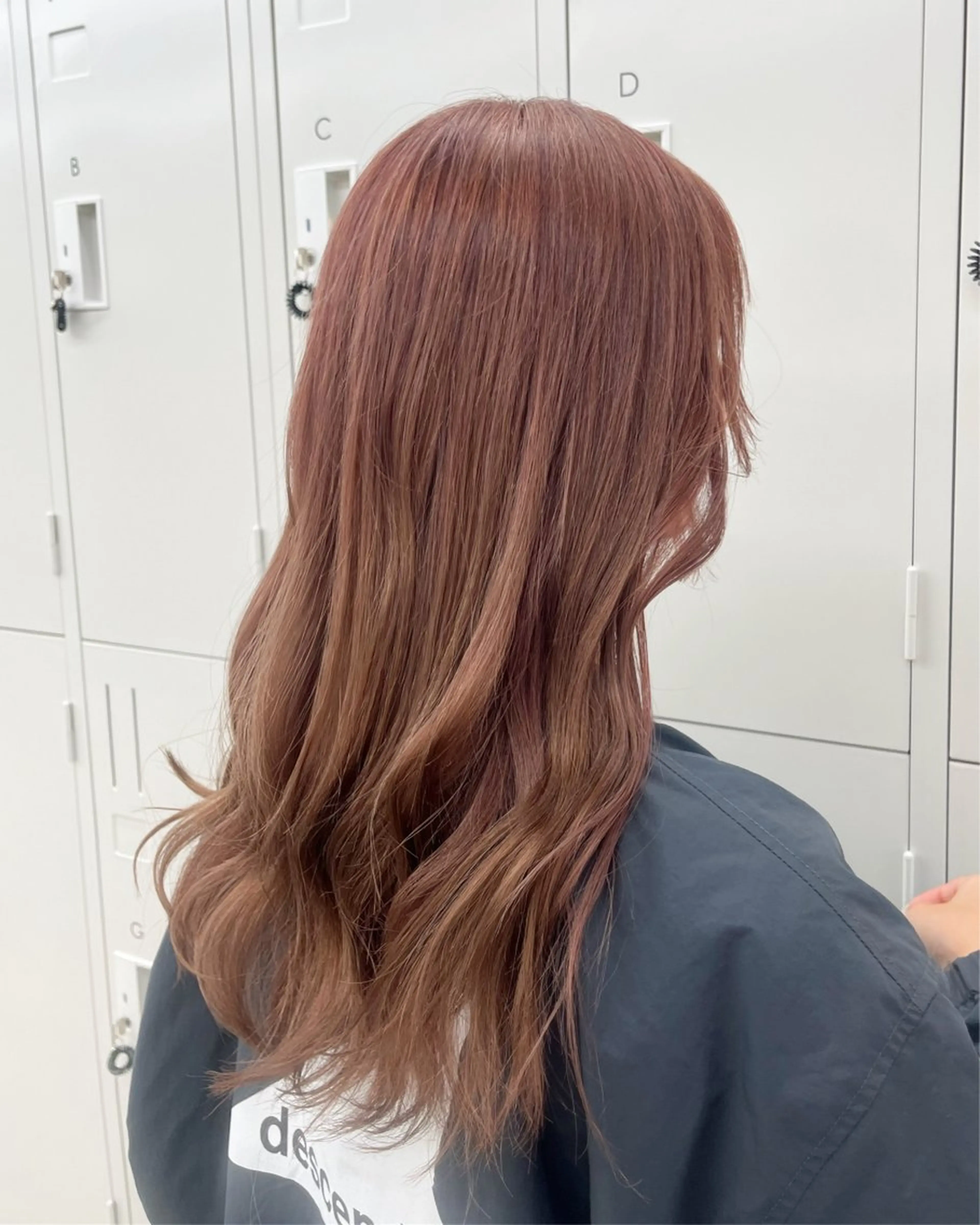 ロング ユイナ 🕊NaVI ベージュ/透明感のヘアスタイル