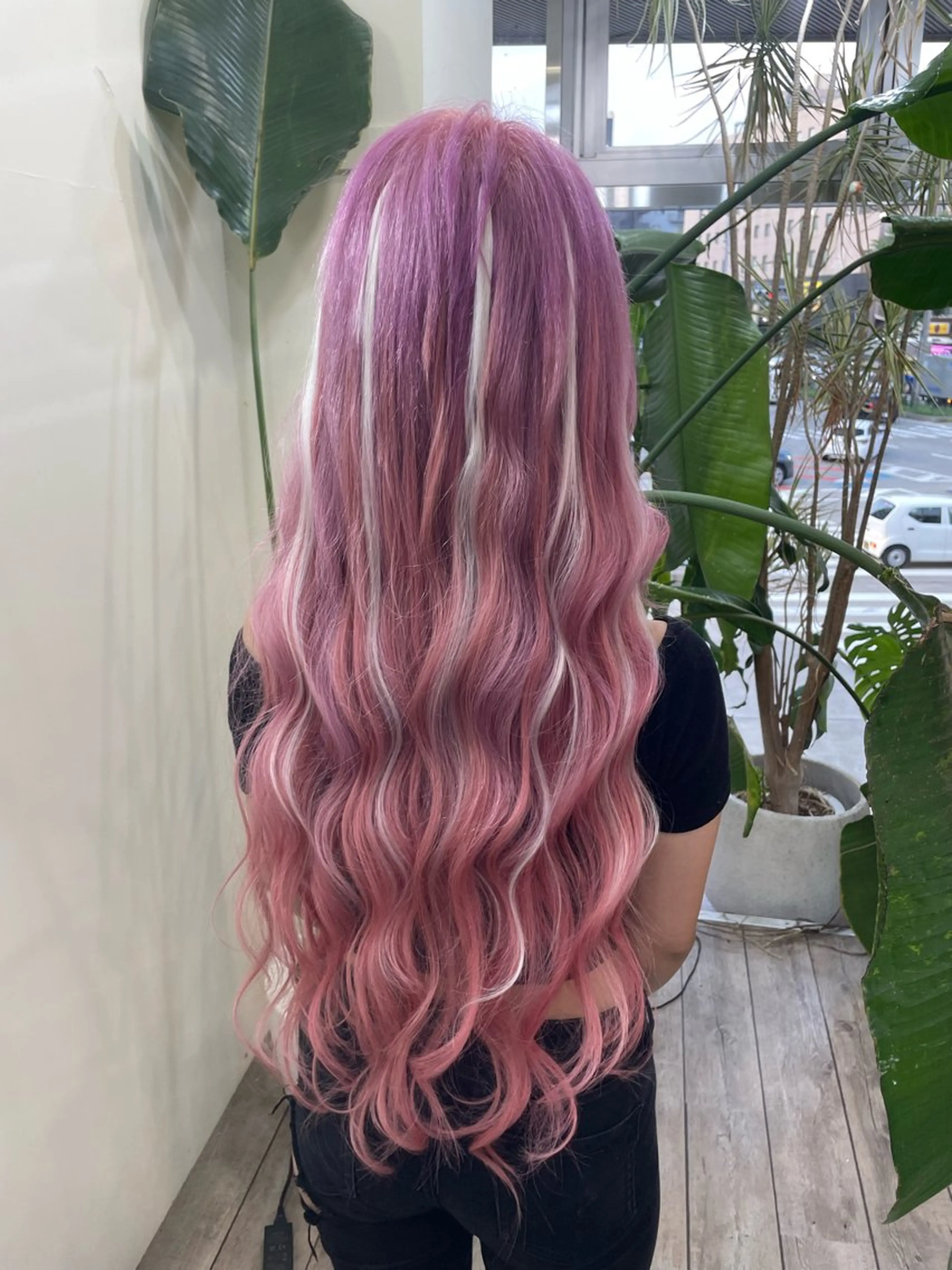 ロング カラー 編み込みエクステ シールエクステ ハイトーンカラー エクステ ヘアカラー エクステ WEST OLAND加藤圭介のヘアスタイル