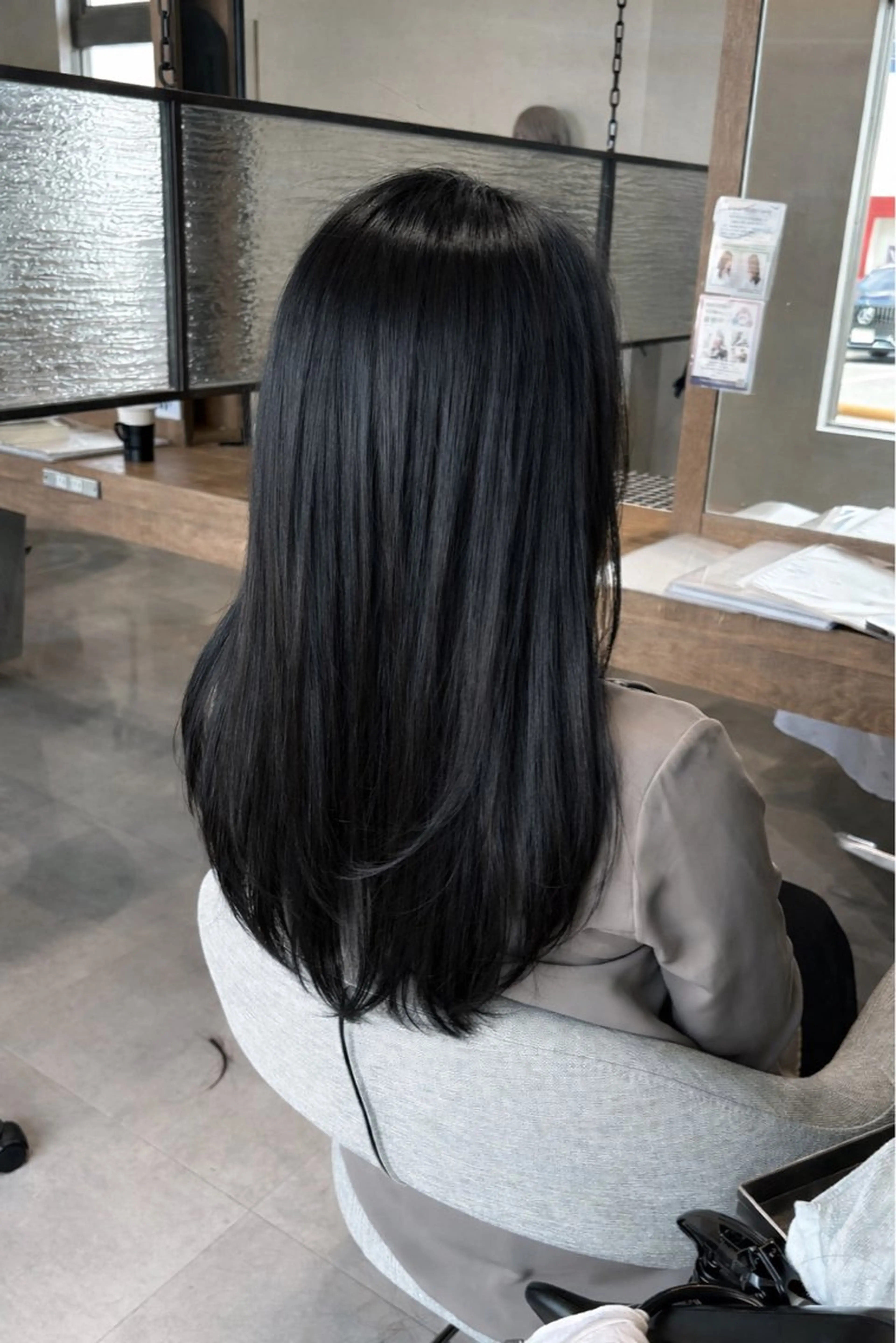 ロング ロングレイヤー レイヤーカット ロング カット トリートメント Zina.金上美玲 ✲レイヤー/メンズのヘアスタイル