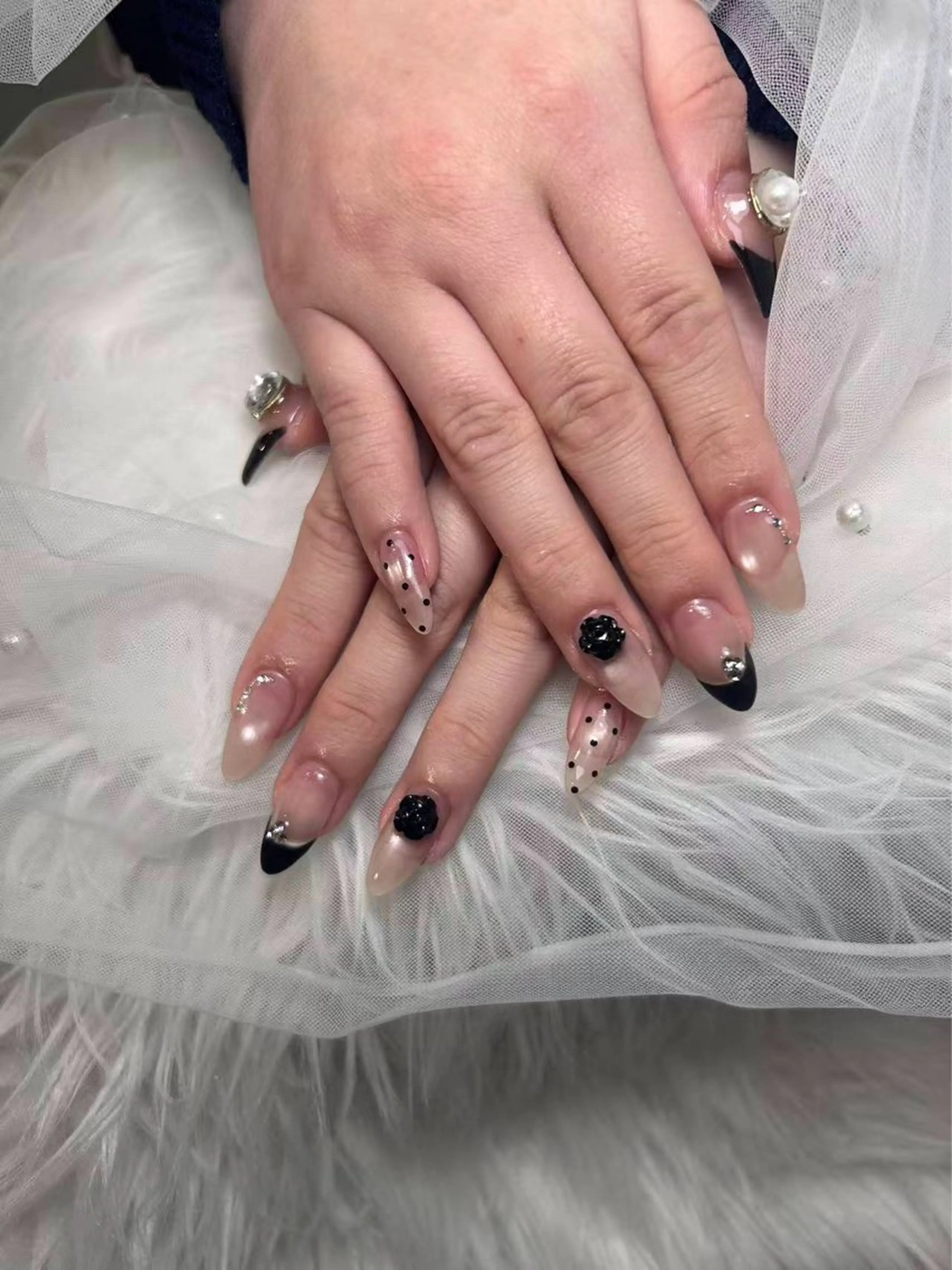 ネイル ハンドネイル 🌈 Laule'aのネイルデザイン