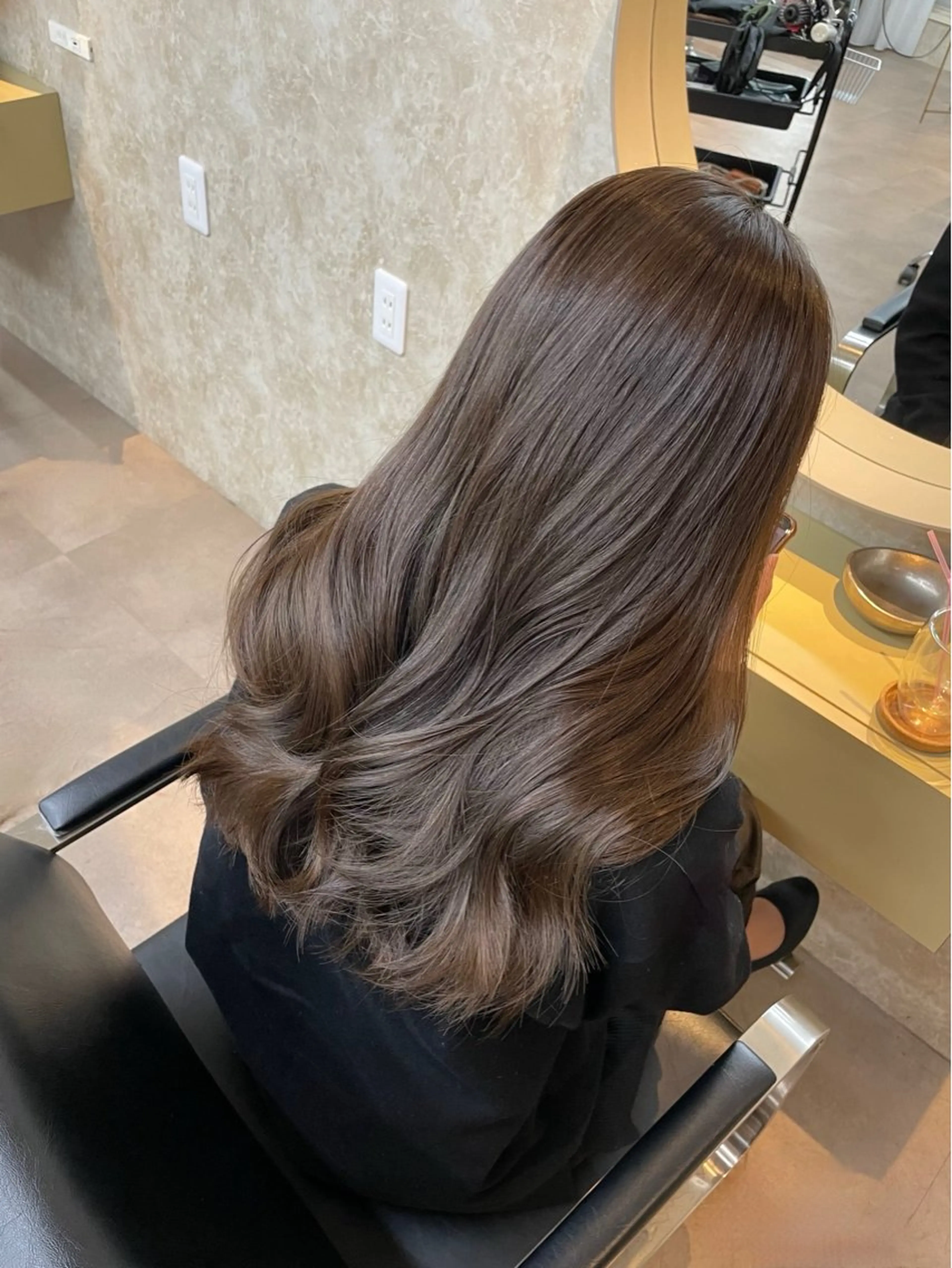 ロング カラー ヘアカラー トリートメント MISATO THIRD SHOPのヘアスタイル